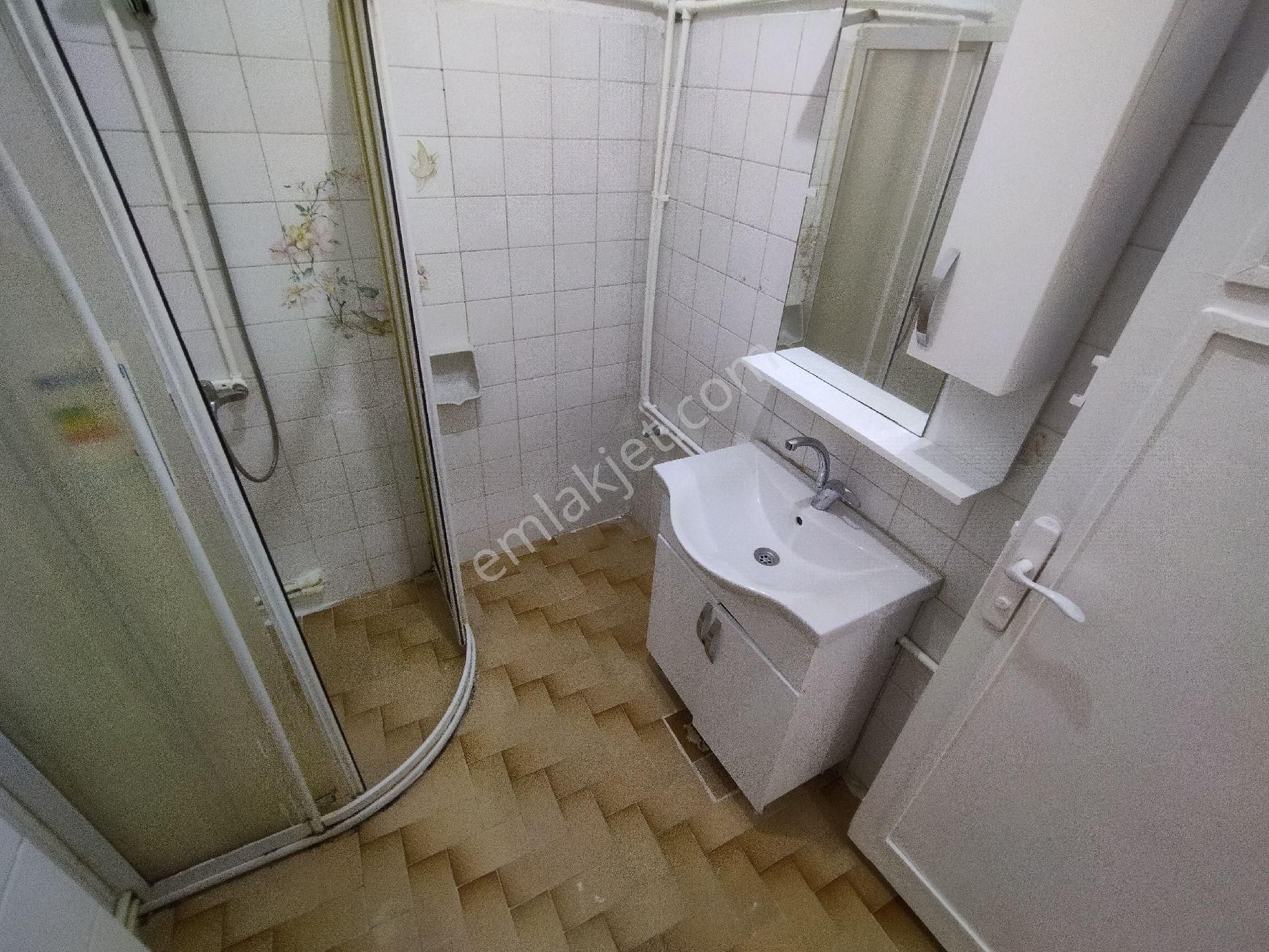 Danışmente Yürüme Mesafesinde Ön Cephe 3+1 Yüksek Giriş Daire - Görsel 31