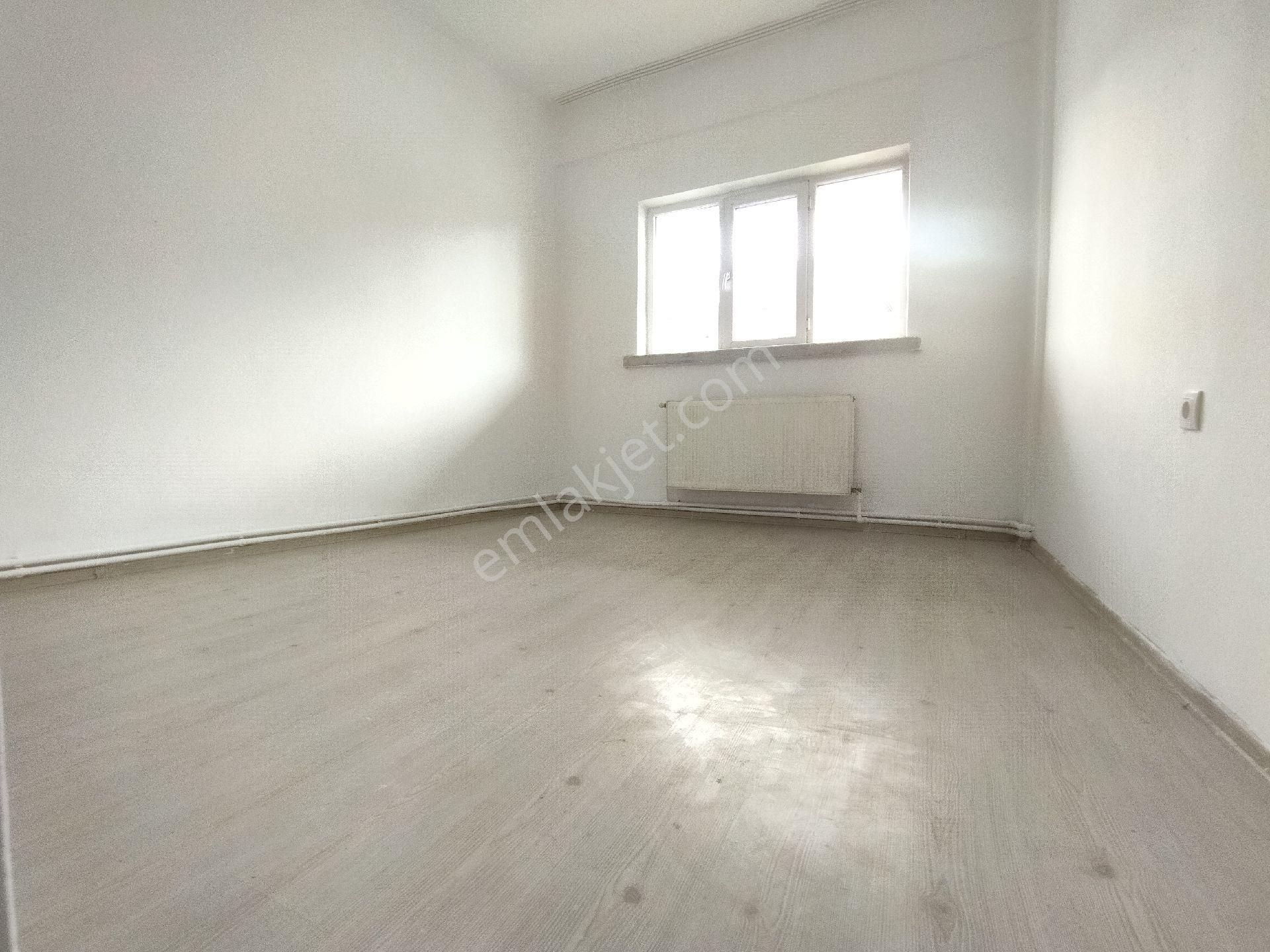 Danışmente Yürüme Mesafesinde Ön Cephe 3+1 Yüksek Giriş Daire - Görsel 12