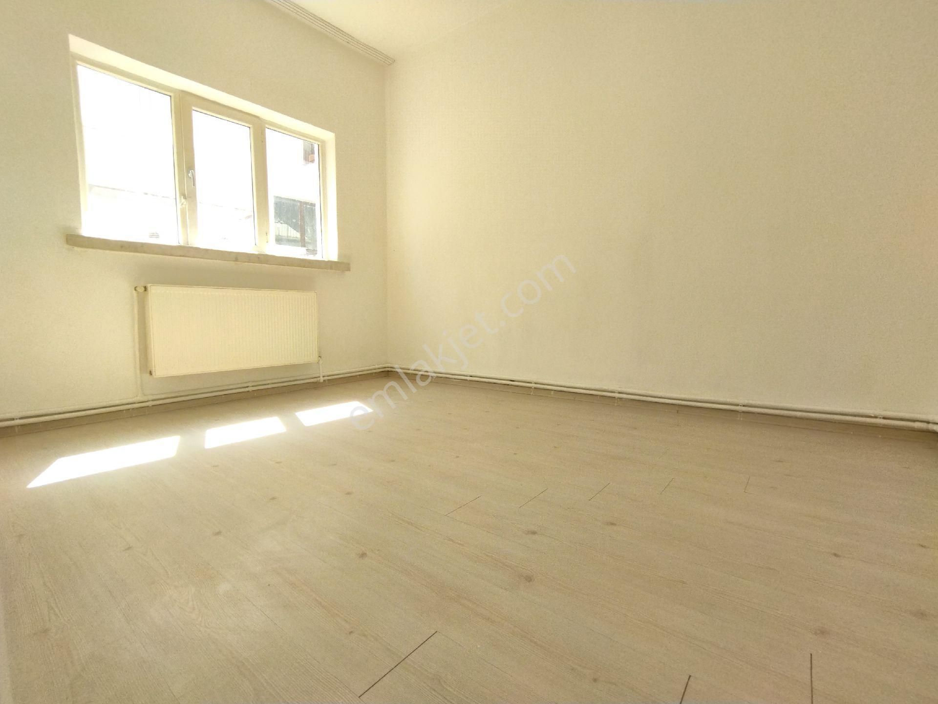 Danışmente Yürüme Mesafesinde Ön Cephe 3+1 Yüksek Giriş Daire - Görsel 23