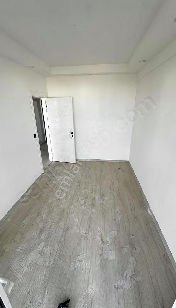 Oturuma Hazır Ara Kat İskanlı Deniz Manzaralı 1+1 Daire - Görsel 2