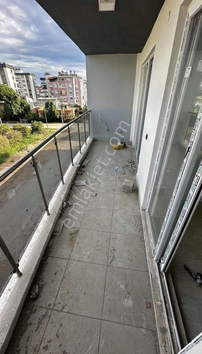 Oturuma Hazır Ara Kat İskanlı Deniz Manzaralı 1+1 Daire - Görsel 14