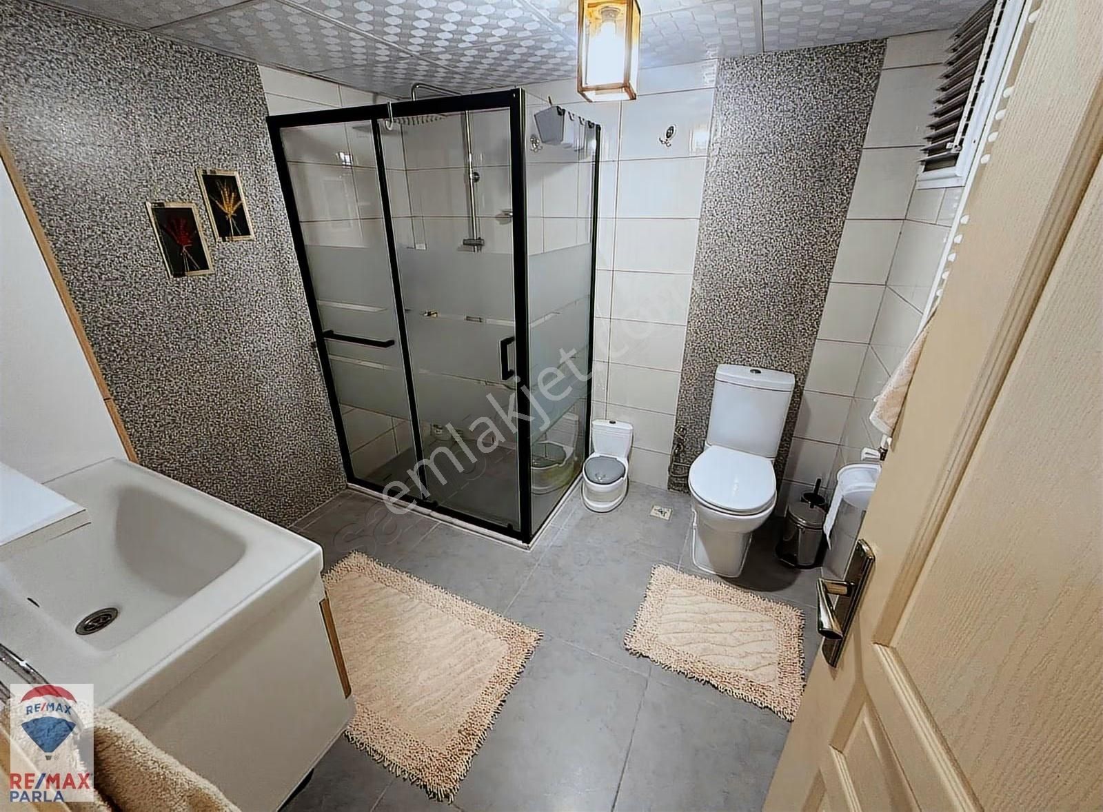 Yeni Mahalle Cağaloğlu 'na Cephe Ara Kat 3+1 Fırsat Acil - Görsel 12