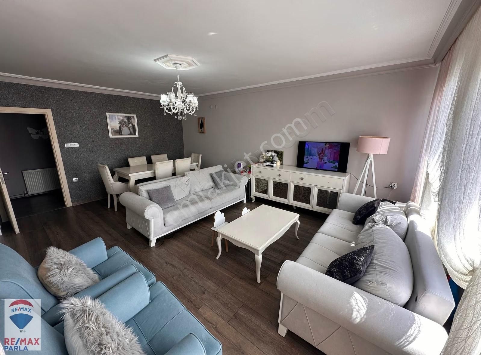 Yeni Mahalle Cağaloğlu 'na Cephe Ara Kat 3+1 Fırsat Acil - Görsel 11