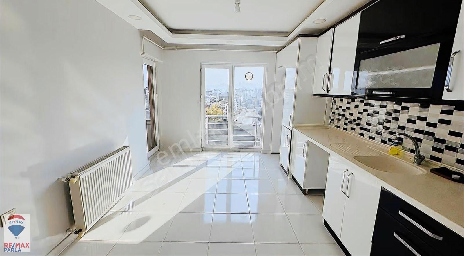 Remax Rabia'dan Yenimahalle 3+1 Satılık Daire - Görsel 2
