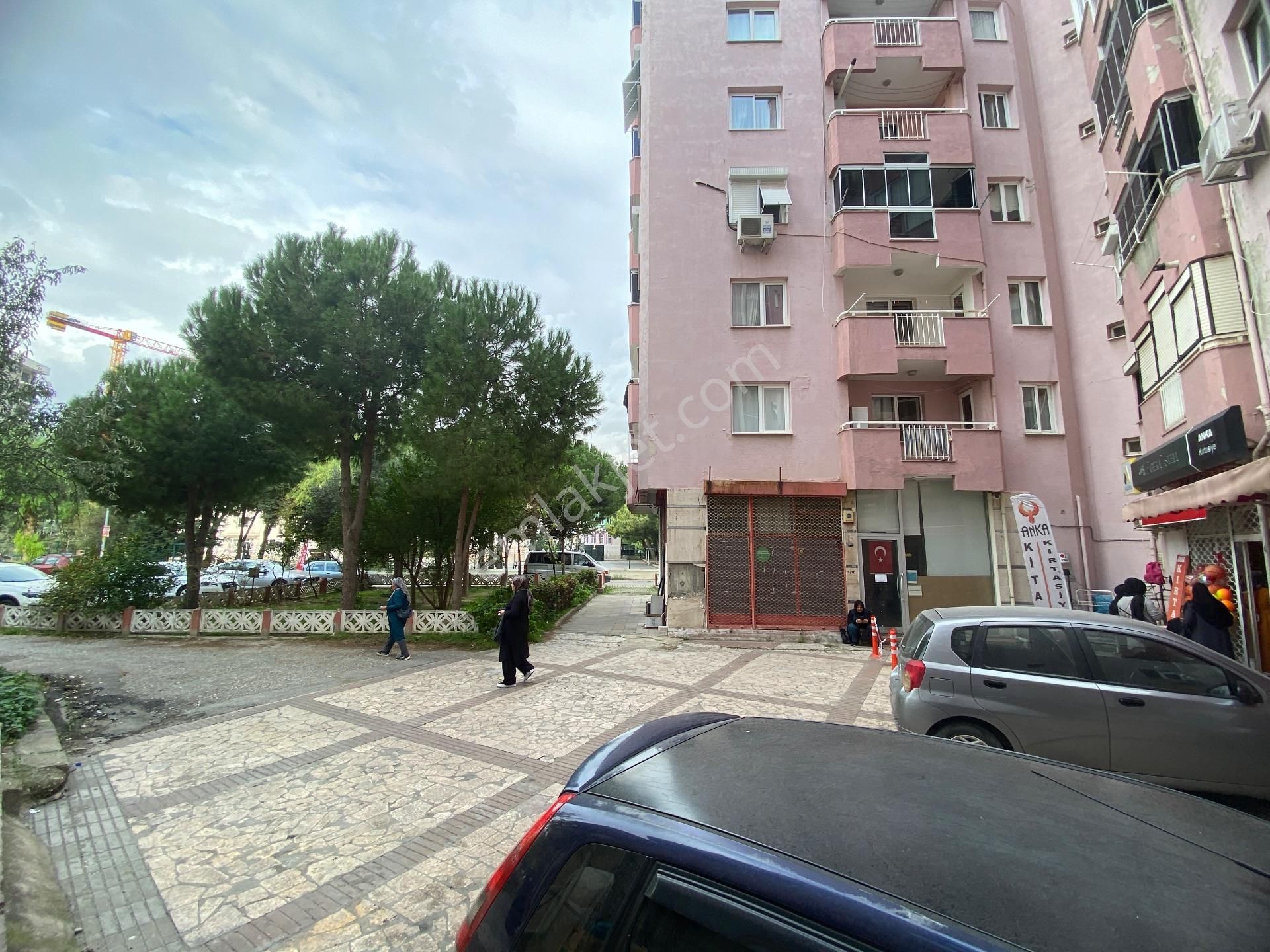 Bayraklı İlçe Milli Eğitim Müdürlüğü Yanında Devren Kiralık Kırtasiye - Görsel 6