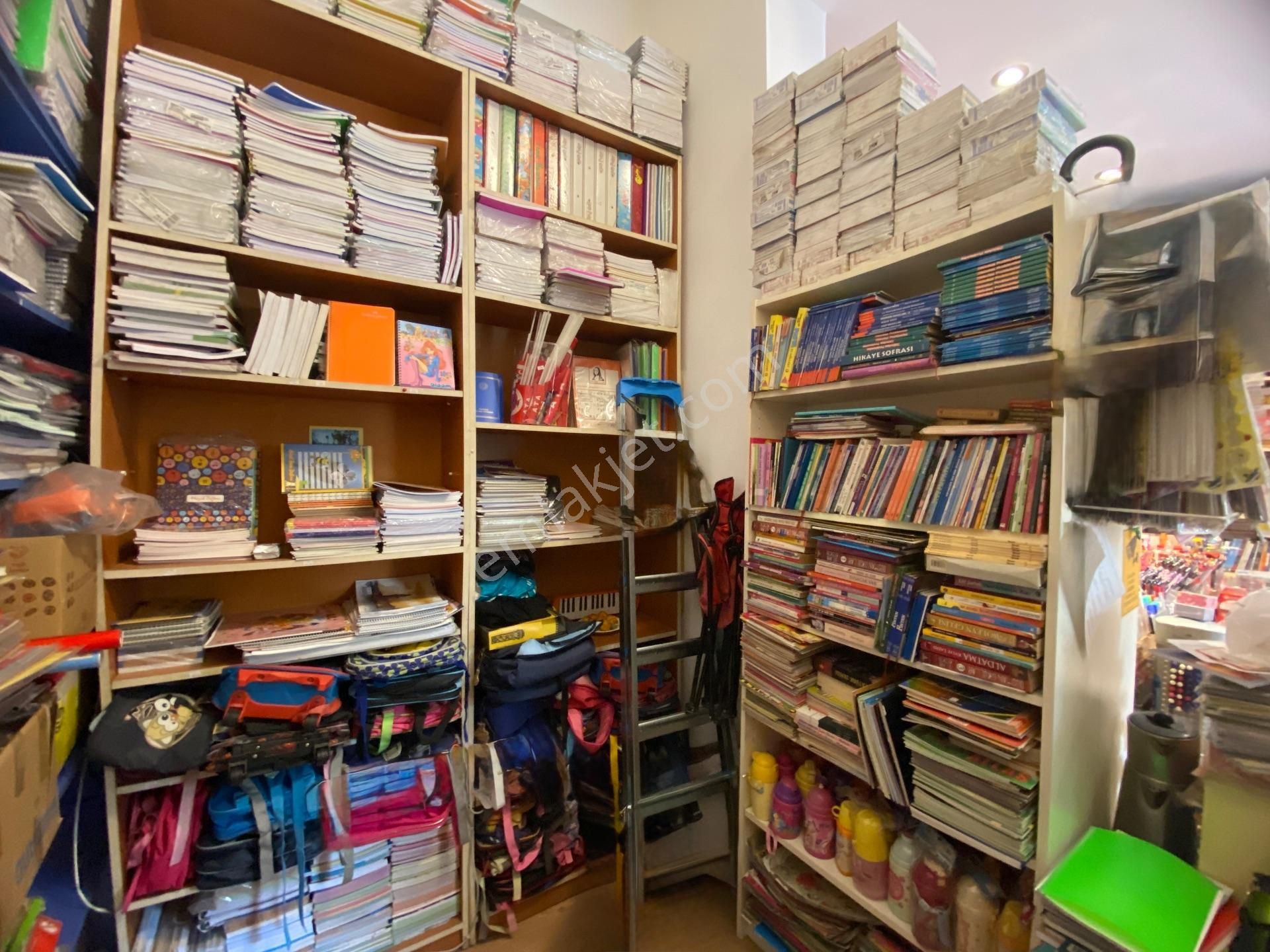 Bayraklı İlçe Milli Eğitim Müdürlüğü Yanında Devren Kiralık Kırtasiye - Görsel 9