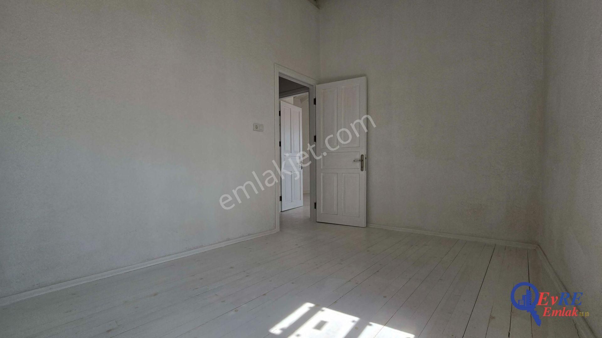 Evre Emlaktan Cundada Deniz Manzaralı Ve Bahçeli 2+1 Taş Ev - Görsel 27