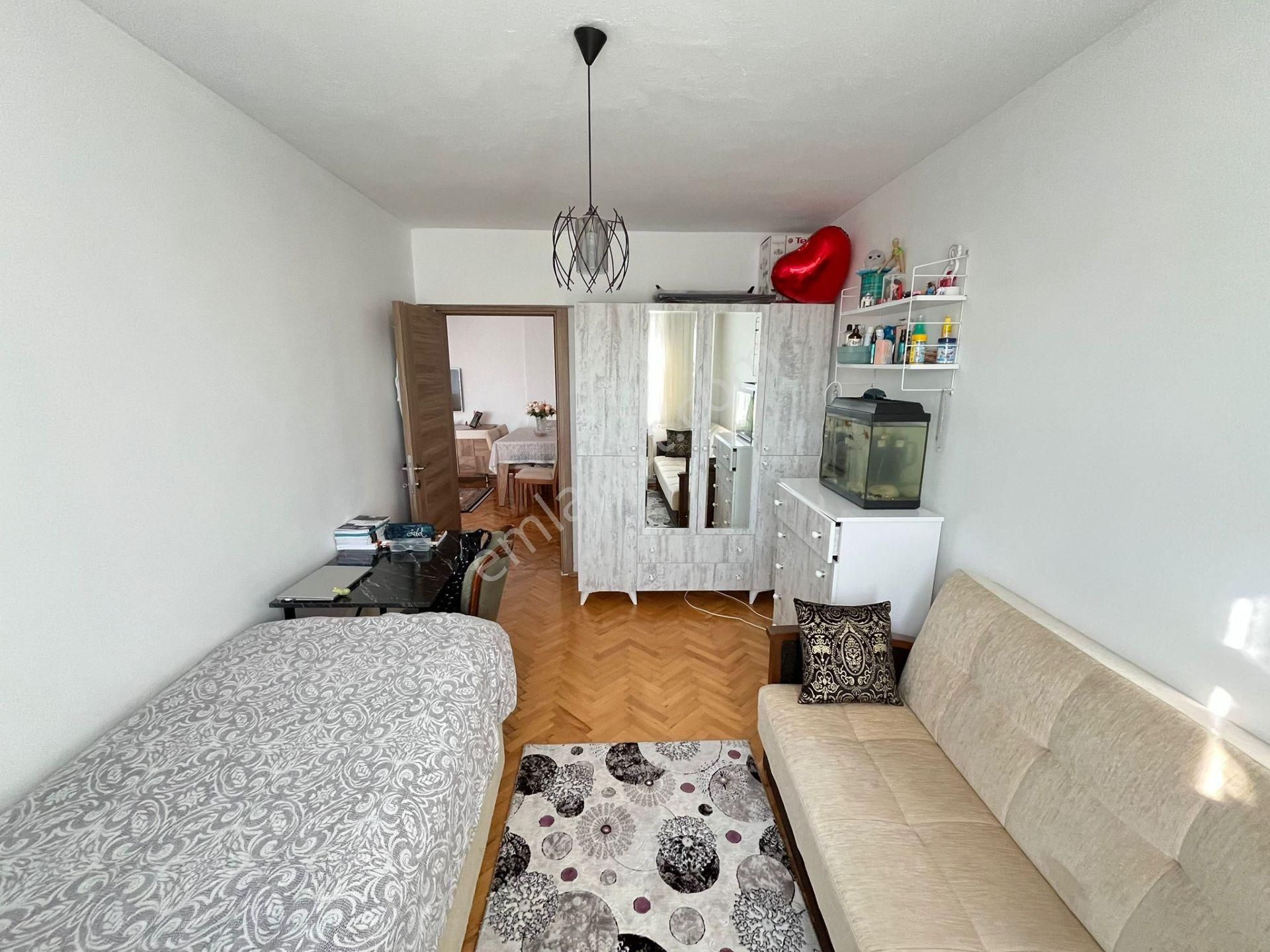 Etlik Mahallesi'nde 3+1 Ara Katta Manzaralı Daire! - Görsel 13