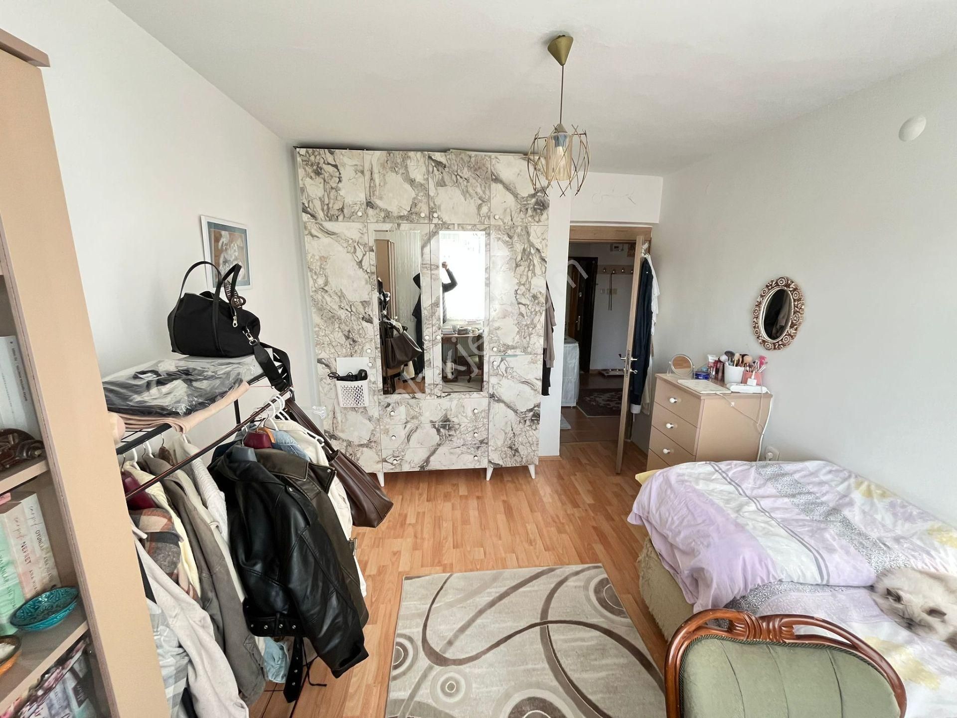 Etlik Mahallesi'nde 3+1 Ara Katta Manzaralı Daire! - Görsel 15