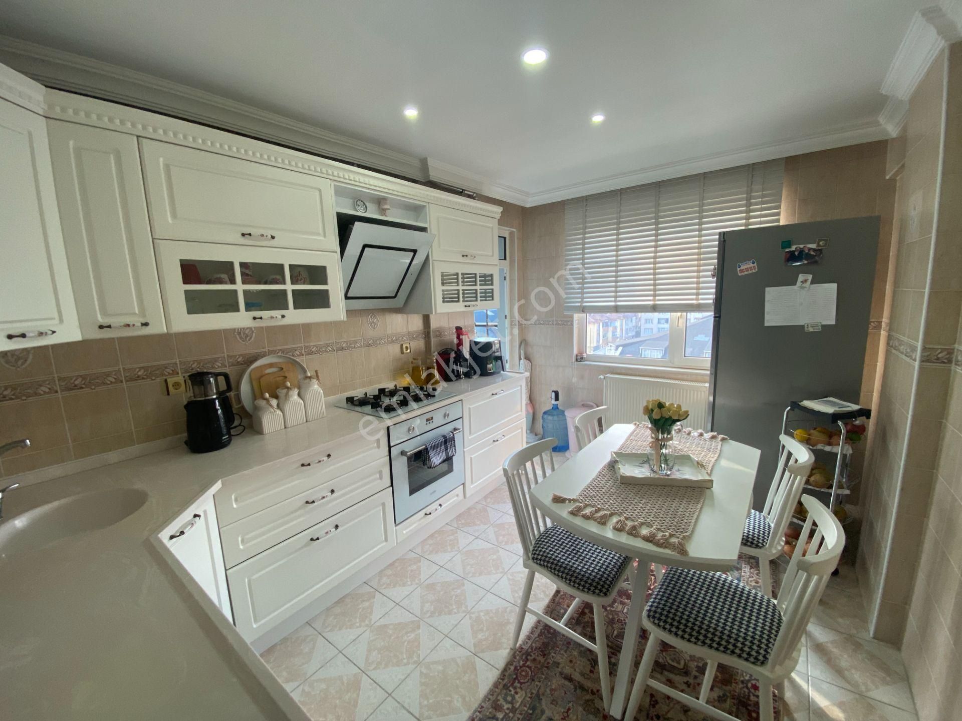 Altınbaş Emlaktan Şebboy Caddesinde Satılık 120 M2 3+1 Daire - Görsel 14