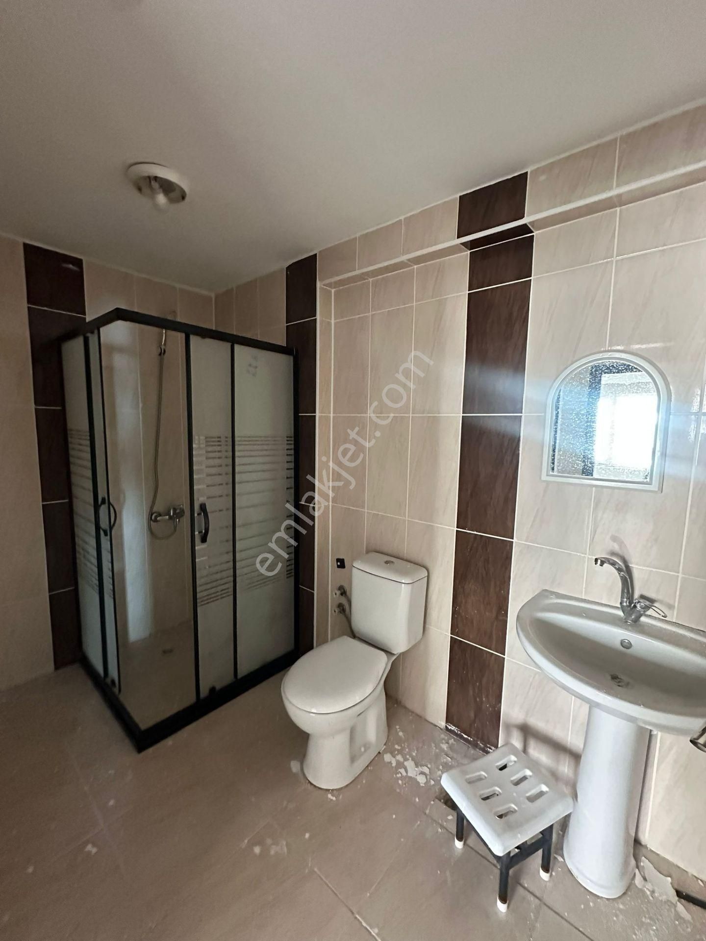 Beşikkaya'da Asansörlü 2.katta 3+1 Satılık Daire !! - Görsel 18