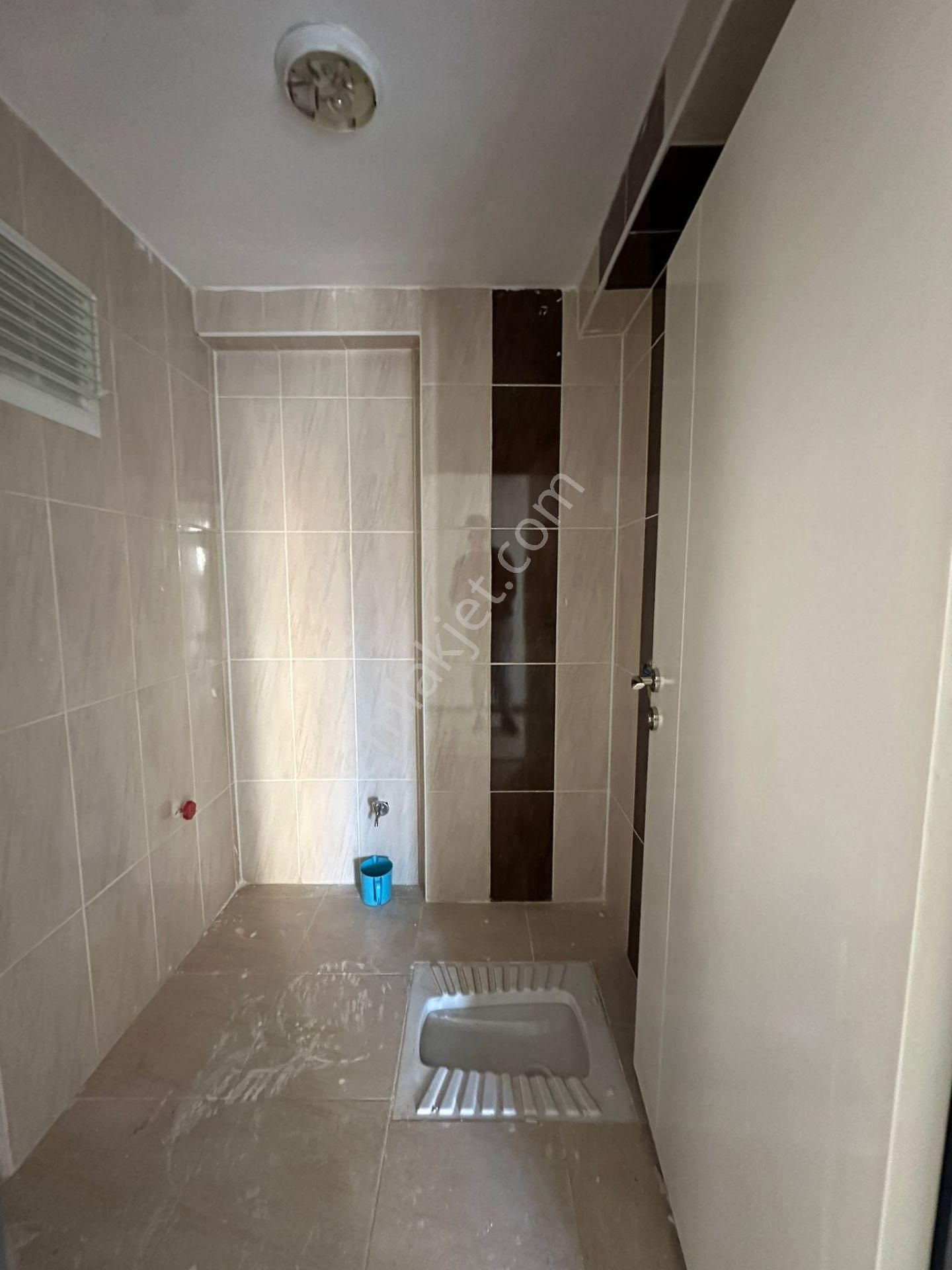 Beşikkaya'da Asansörlü 2.katta 3+1 Satılık Daire !! - Görsel 20