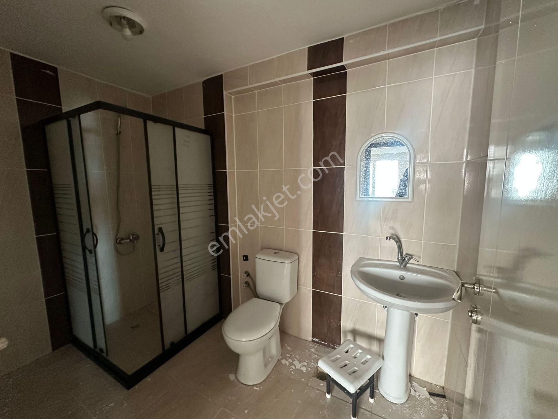 Beşikkaya'da Asansörlü 2.katta 3+1 Satılık Daire !! - Görsel 17