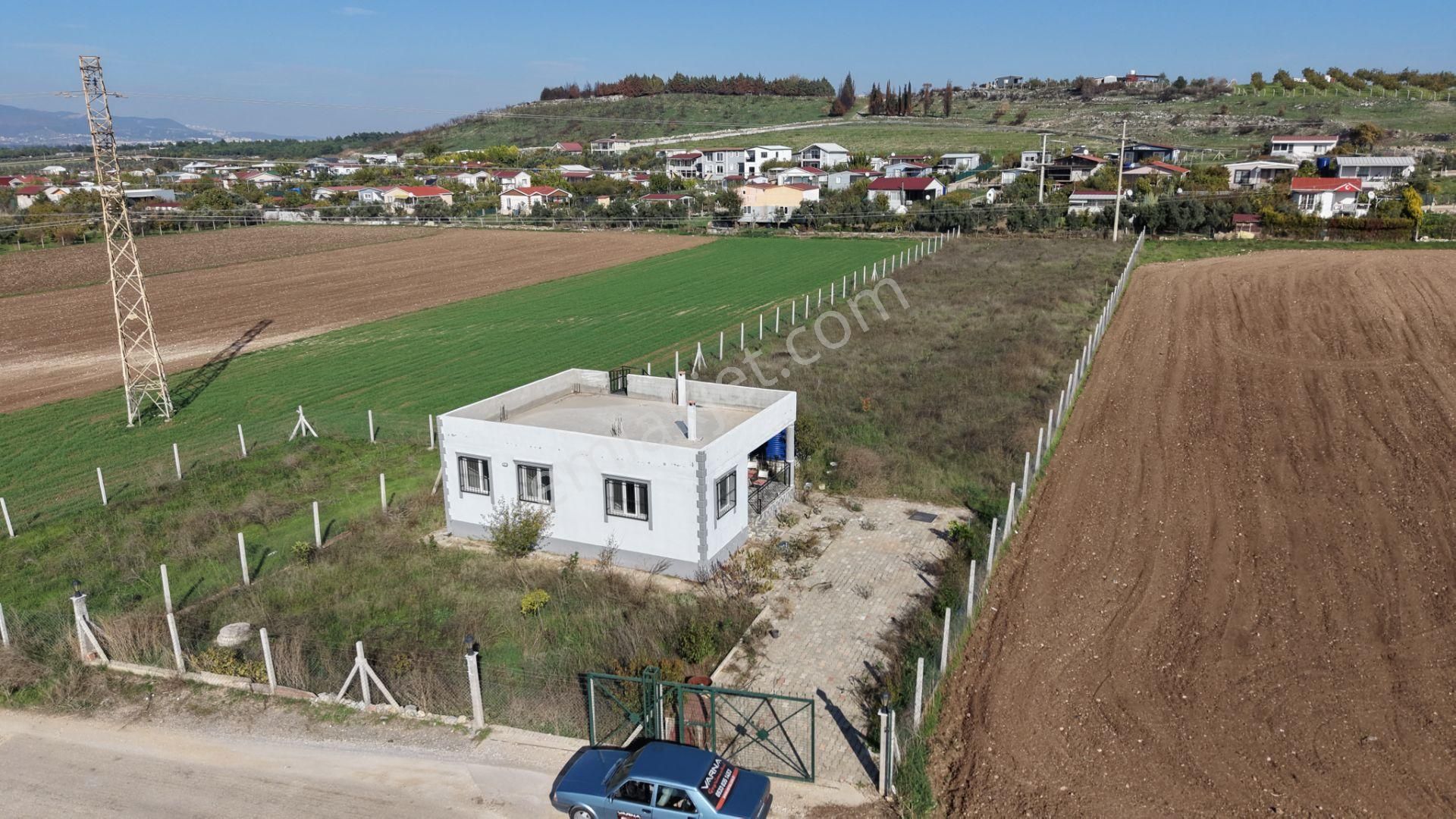 İzmir Oğlananasında Satılık 2.400 M2 Arazi 100 M2 Sıfır Ev Hazır Çiftlik - Görsel 3