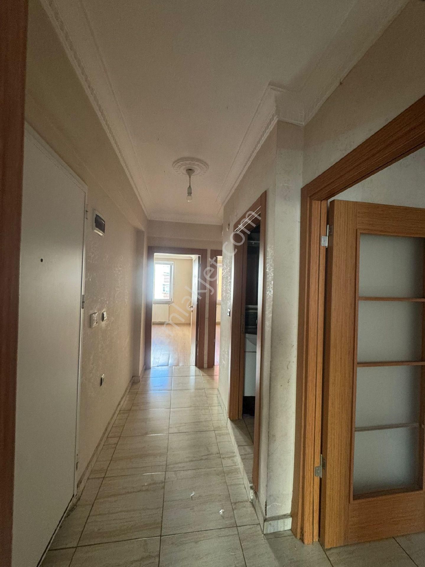 Talatpaşa'da Rıfat Ilgaz Okulun Yanı - Görsel 5