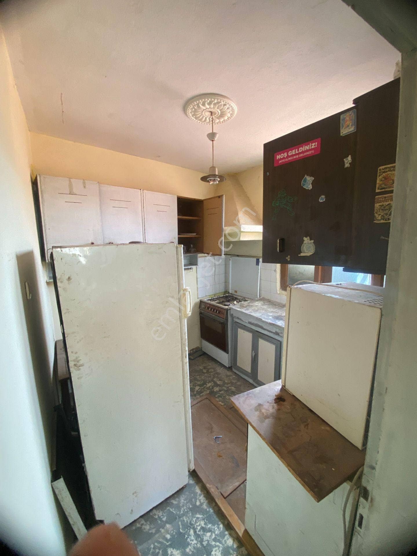 İzmir'konak'da Deniz Manzaralı/1+1fiyatına/2katlı(2+1müstakilev)hisse//tapulu Ev - Görsel 10