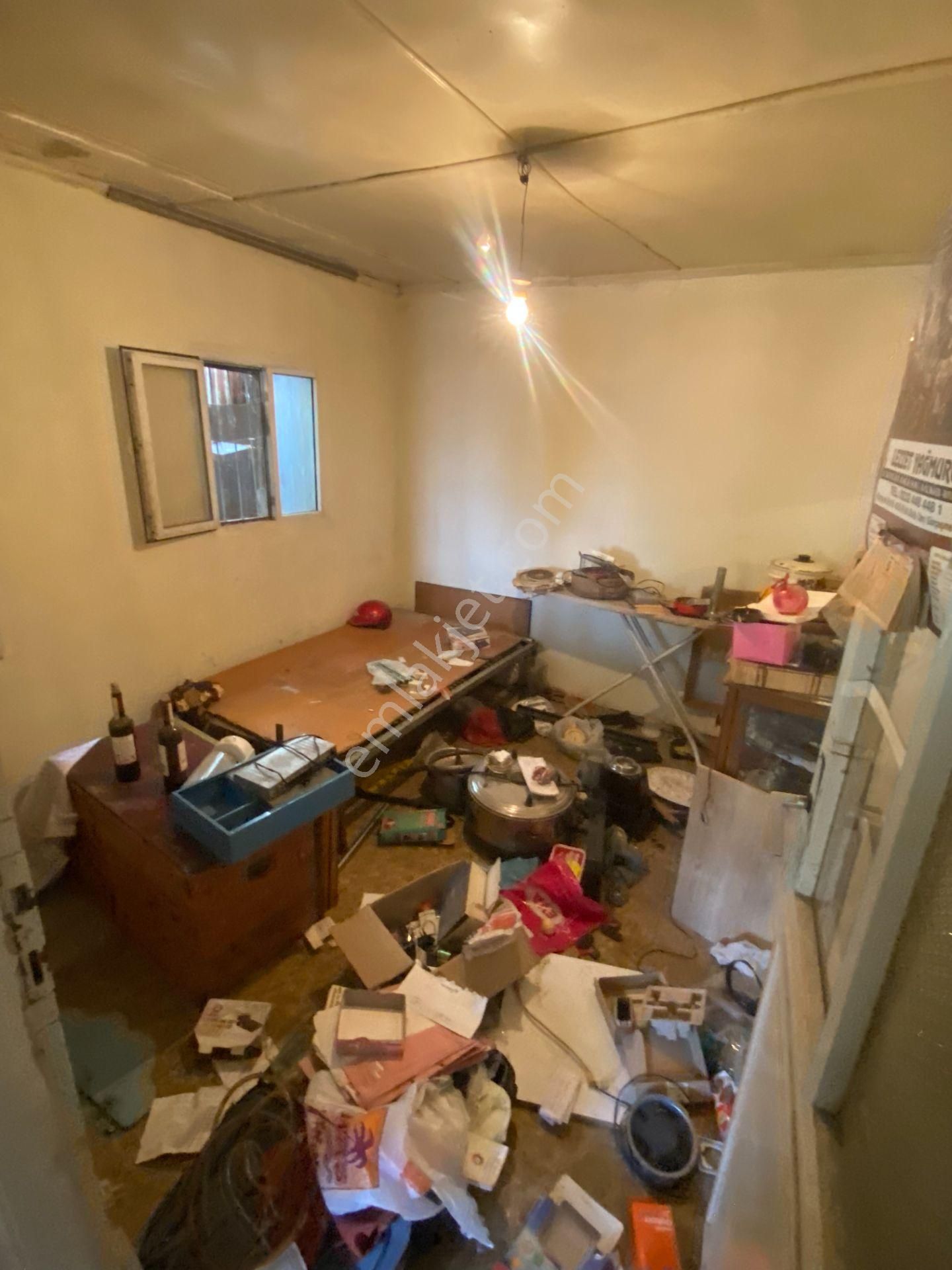 İzmir'konak'da Deniz Manzaralı/1+1fiyatına/2katlı(2+1müstakilev)hisse//tapulu Ev - Görsel 24