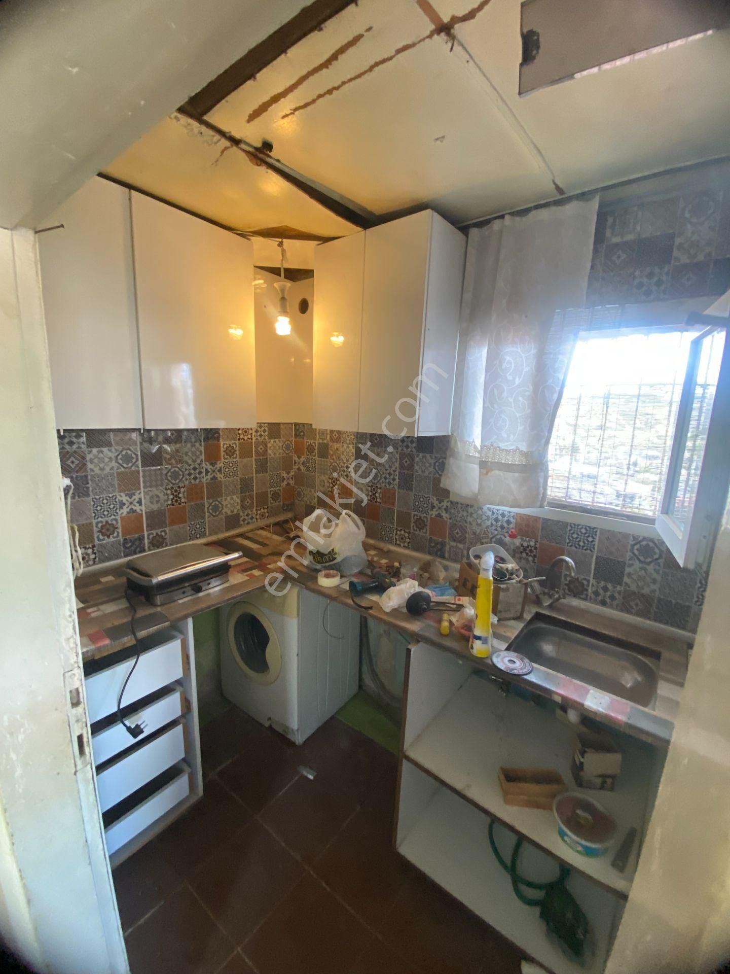 İzmir'konak'da Deniz Manzaralı/1+1fiyatına/2katlı(2+1müstakilev)hisse//tapulu Ev - Görsel 25