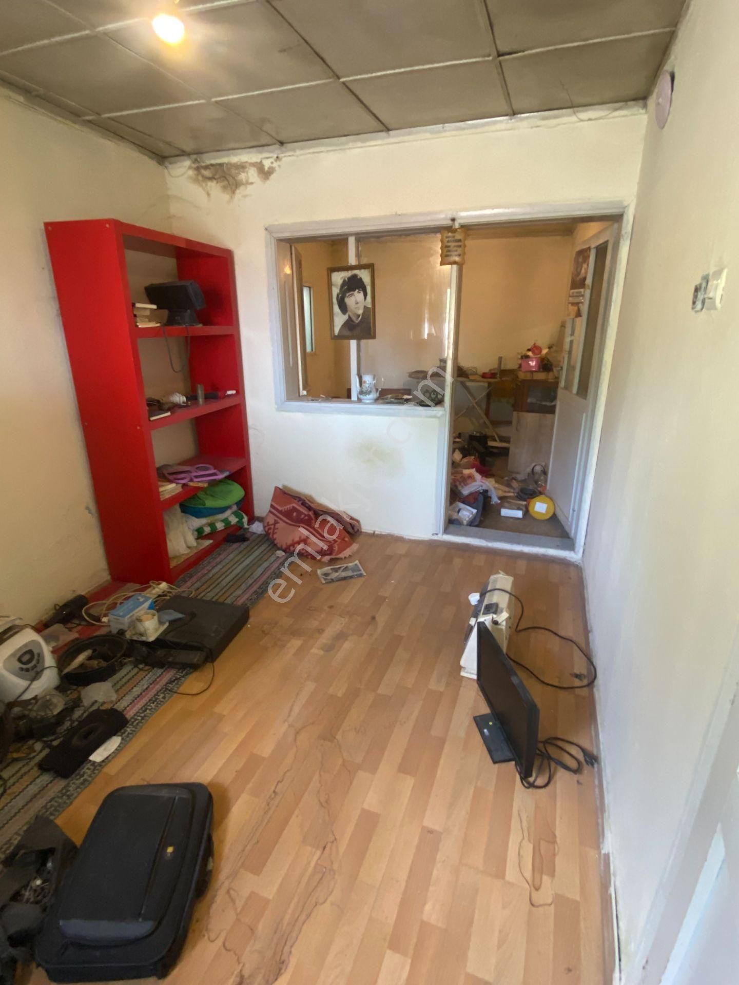 İzmir'konak'da Deniz Manzaralı/1+1fiyatına/2katlı(2+1müstakilev)hisse//tapulu Ev - Görsel 22