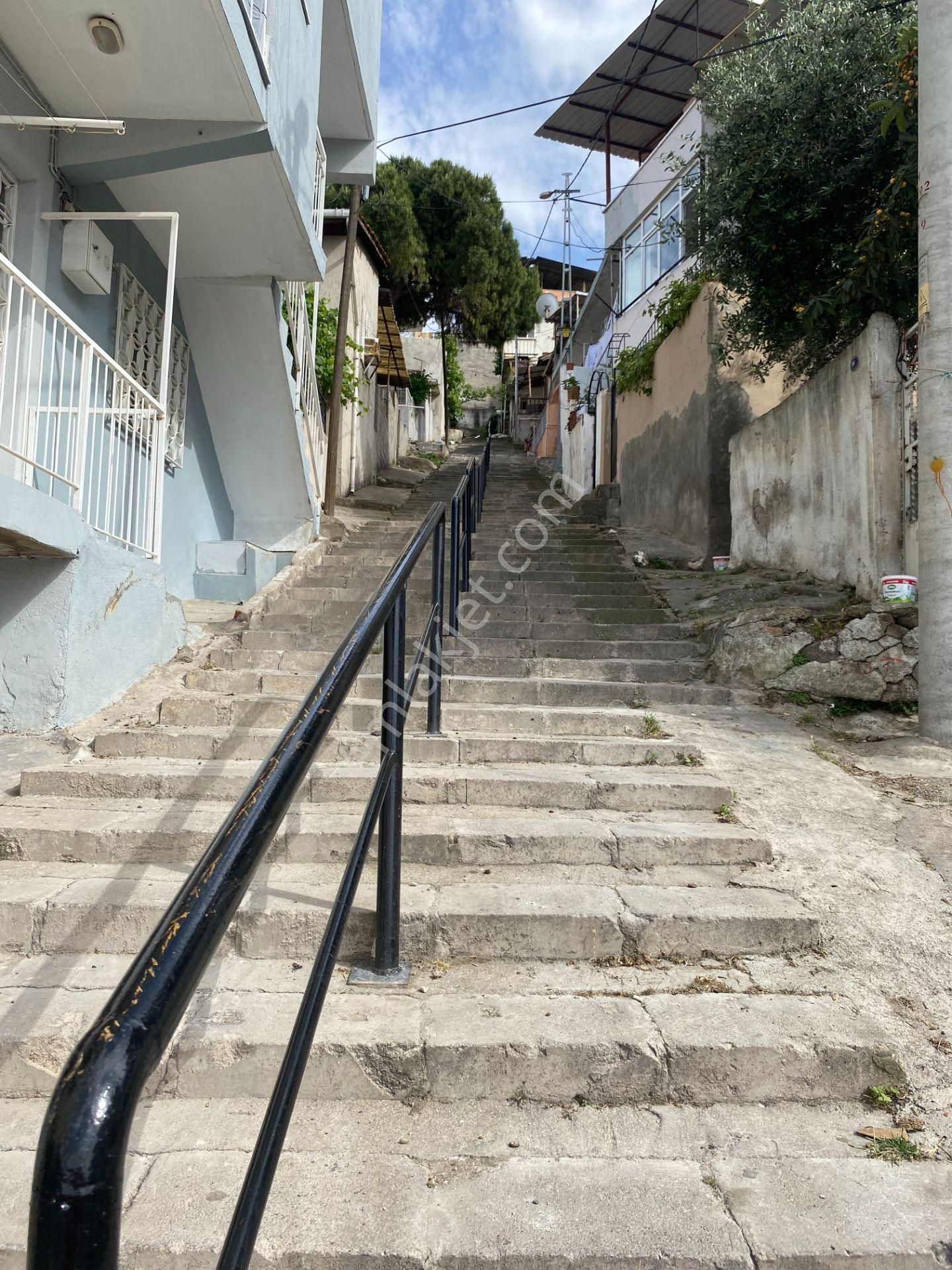 İzmir'konak'da Deniz Manzaralı/1+1fiyatına/2katlı(2+1müstakilev)hisse//tapulu Ev - Görsel 29