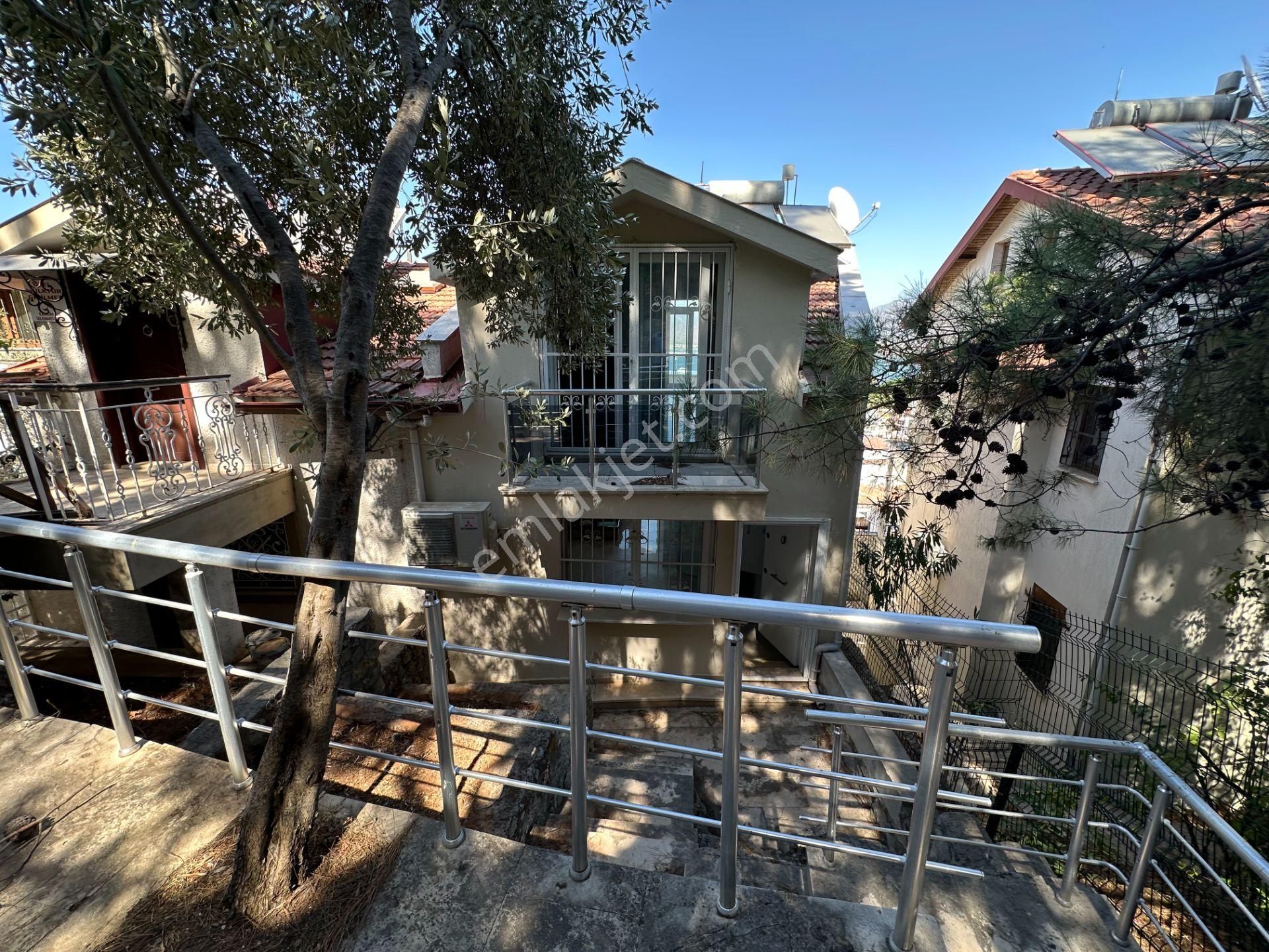 Goldhouse Dan Satılık Körfez Manzaralı Full Eşyalı 2+2 Villa - Görsel 44