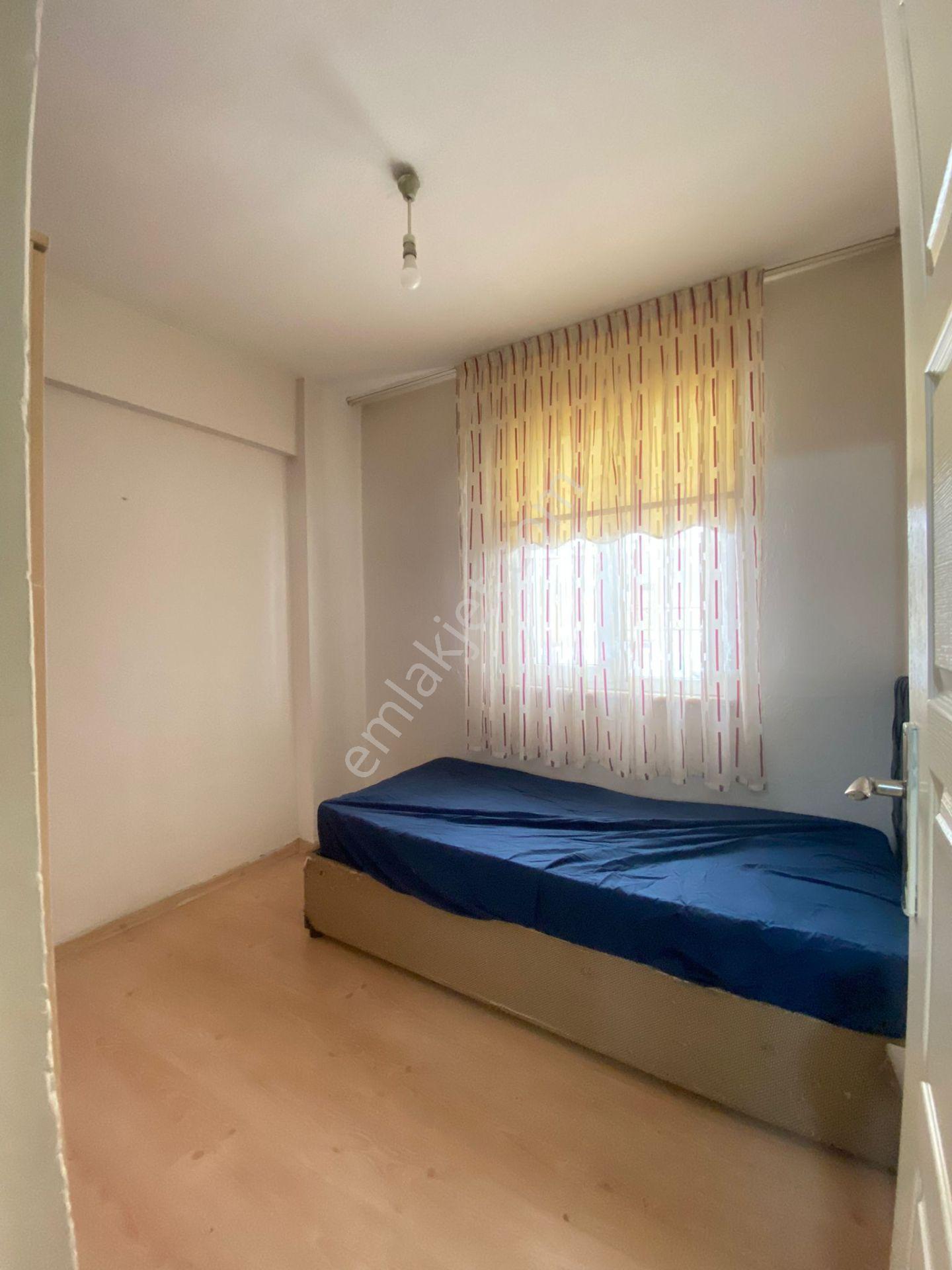 🏡sakarya Mahallesi 🏡 ✅2+1 90 M2 5 Katlınım Zemin Katı ❇️kombi Petekli - Görsel 6