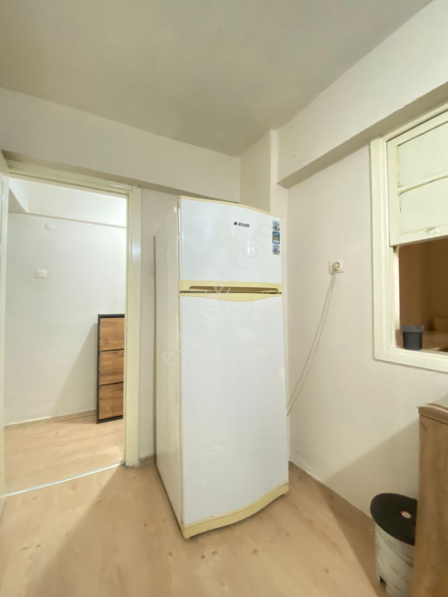🏡sakarya Mahallesi 🏡 ✅2+1 90 M2 5 Katlınım Zemin Katı ❇️kombi Petekli - Görsel 2