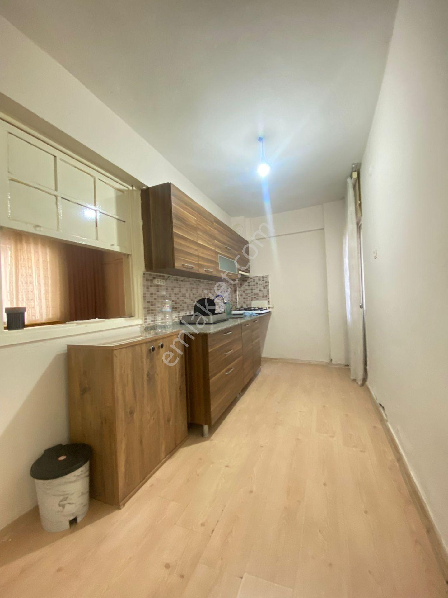 🏡sakarya Mahallesi 🏡 ✅2+1 90 M2 5 Katlınım Zemin Katı ❇️kombi Petekli - Görsel 3