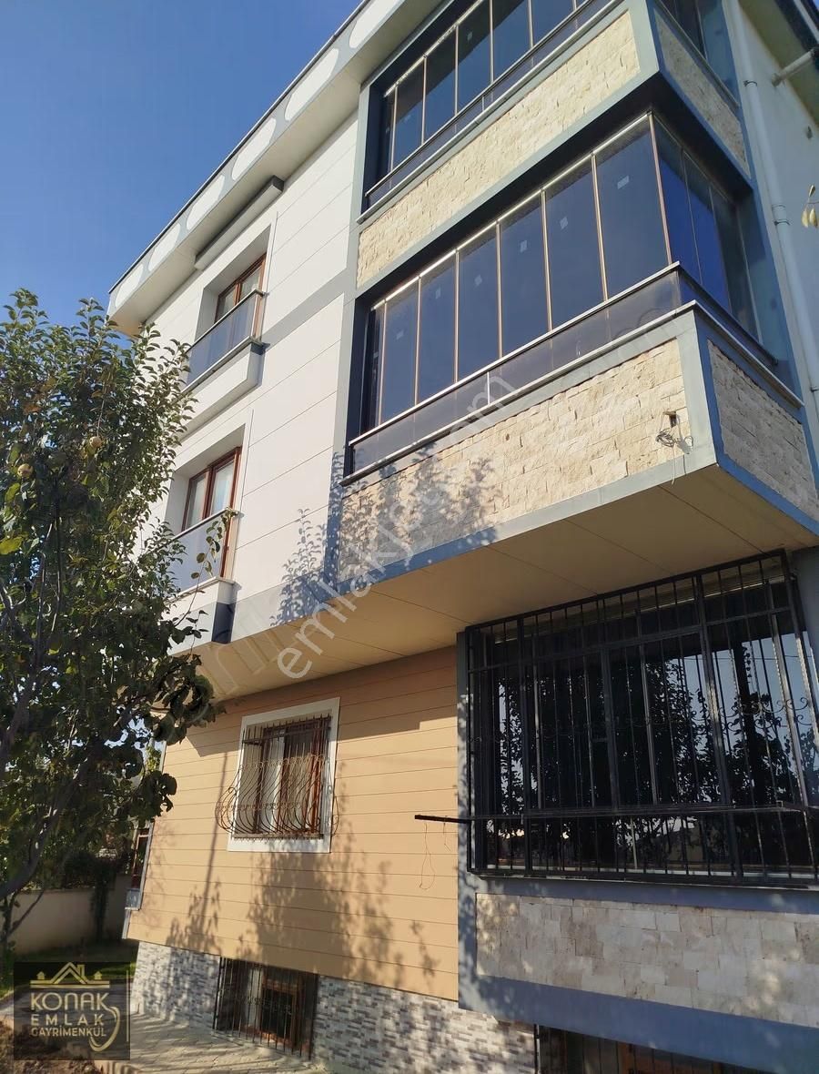 Büyükcekmece Kamiloba Da Deniz Manzarali Kiralık 3+1 Ev - Görsel 12