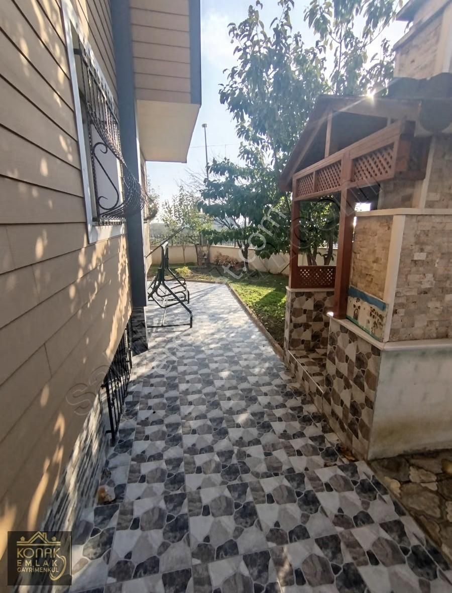 Büyükcekmece Kamiloba Da Deniz Manzarali Kiralık 3+1 Ev - Görsel 14