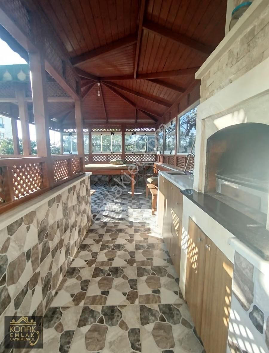 Büyükcekmece Kamiloba Da Deniz Manzarali Kiralık 3+1 Ev - Görsel 6