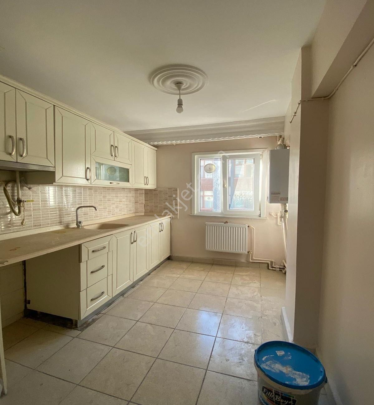 Avcılar D.köşklerde 3+1 Masrafsız Satılık Ara Kat Ön Cephe - Görsel 9