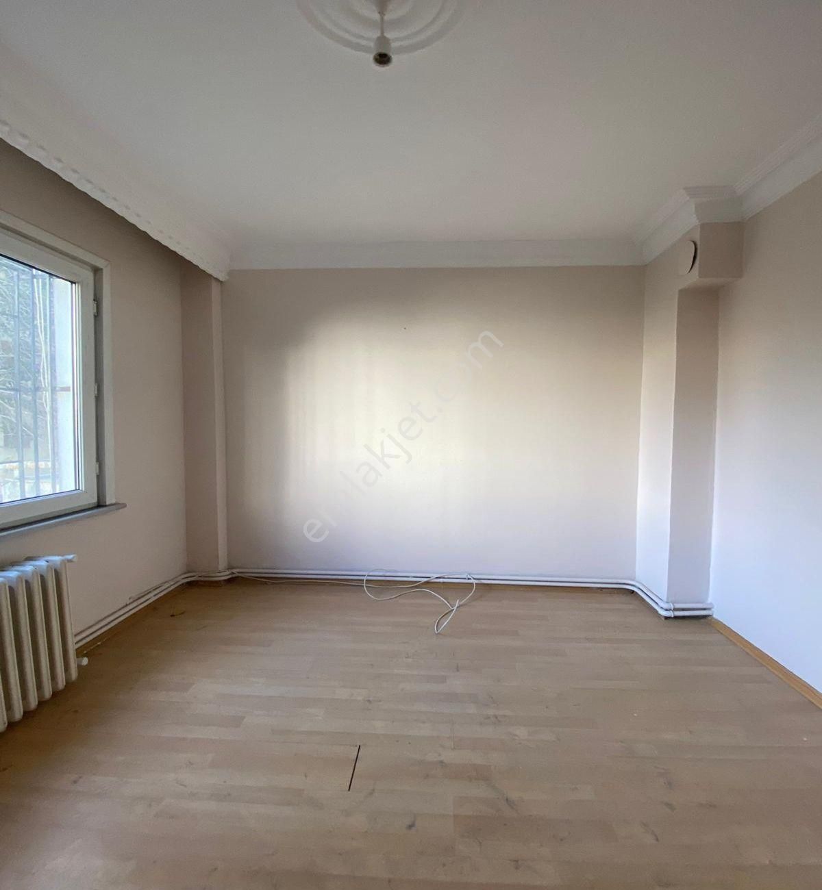 Avcılar D.köşklerde 3+1 Masrafsız Satılık Ara Kat Ön Cephe - Görsel 15