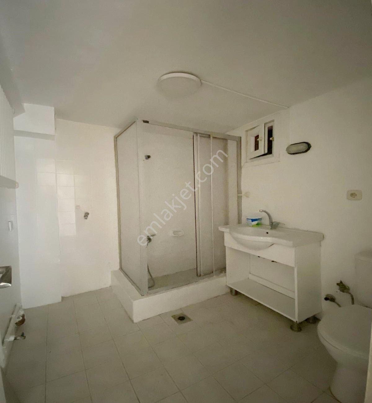 Avcılar D.köşklerde 3+1 Masrafsız Satılık Ara Kat Ön Cephe - Görsel 4