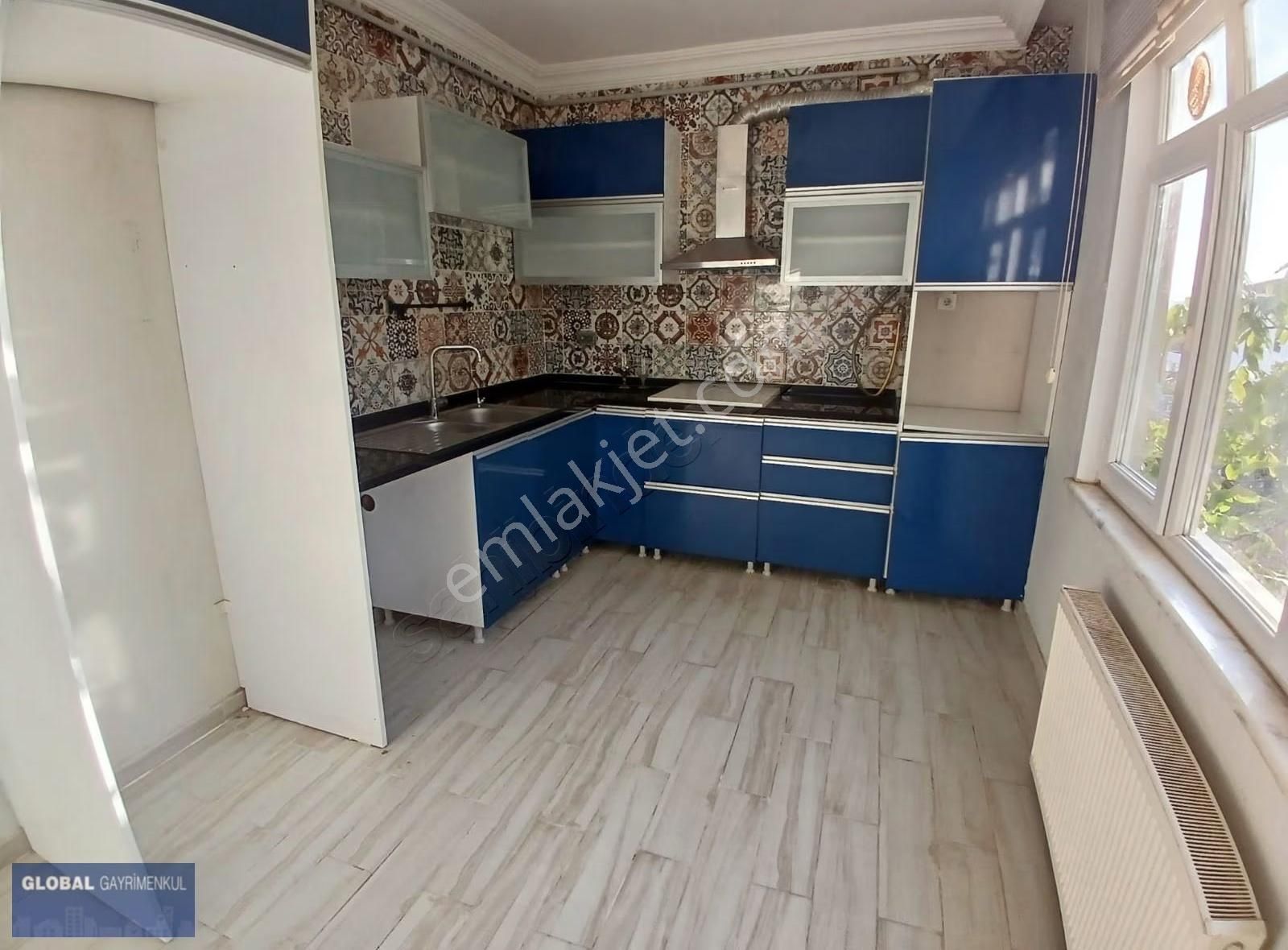 Global'den, İçmeler Mah'de Geniş Ara Kat 2+1 Daire - Görsel 8