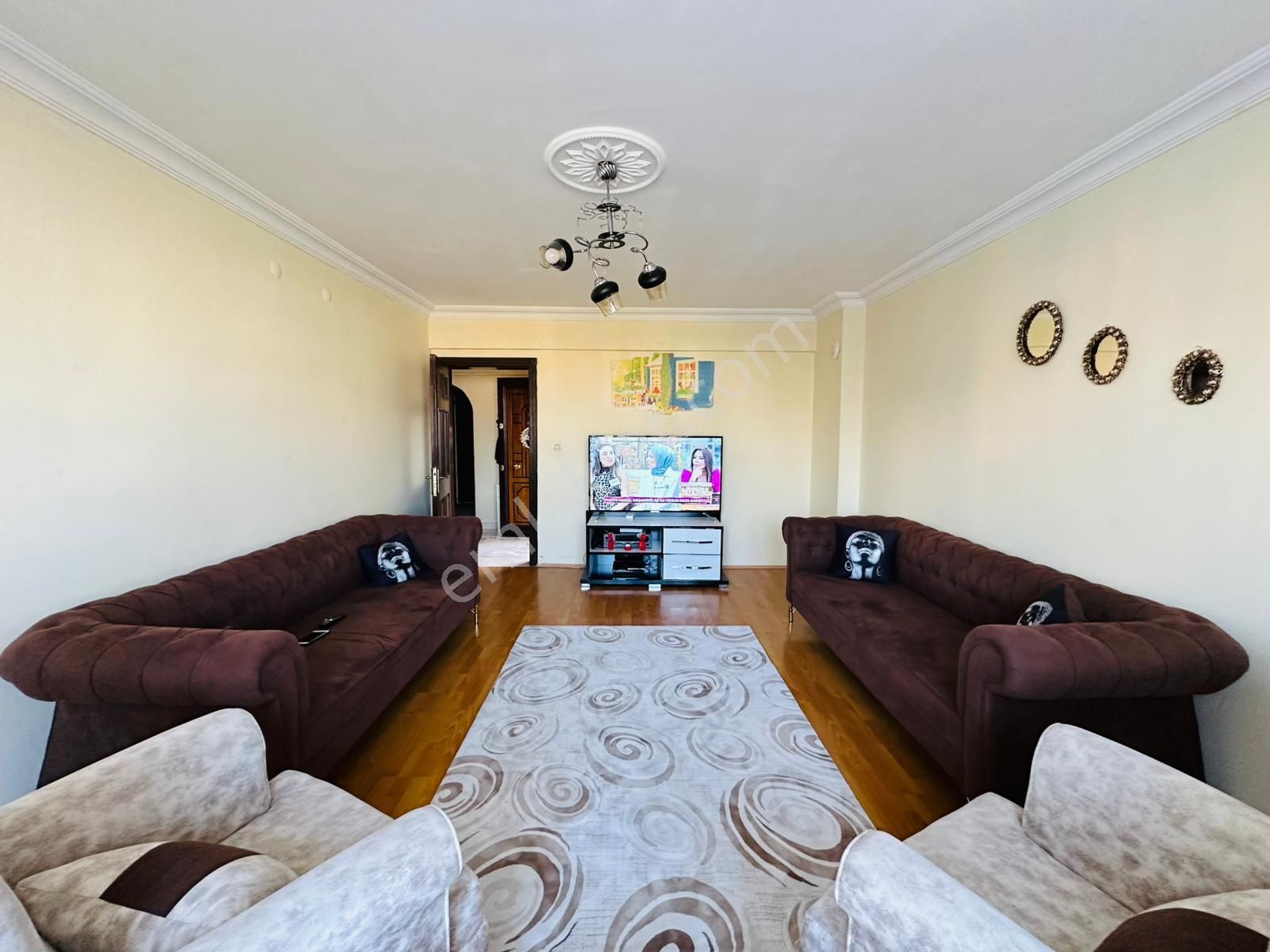 Karapürçek'te Cadde Üzerinde 3+1 Katta Satılık Daire !! - Görsel 6