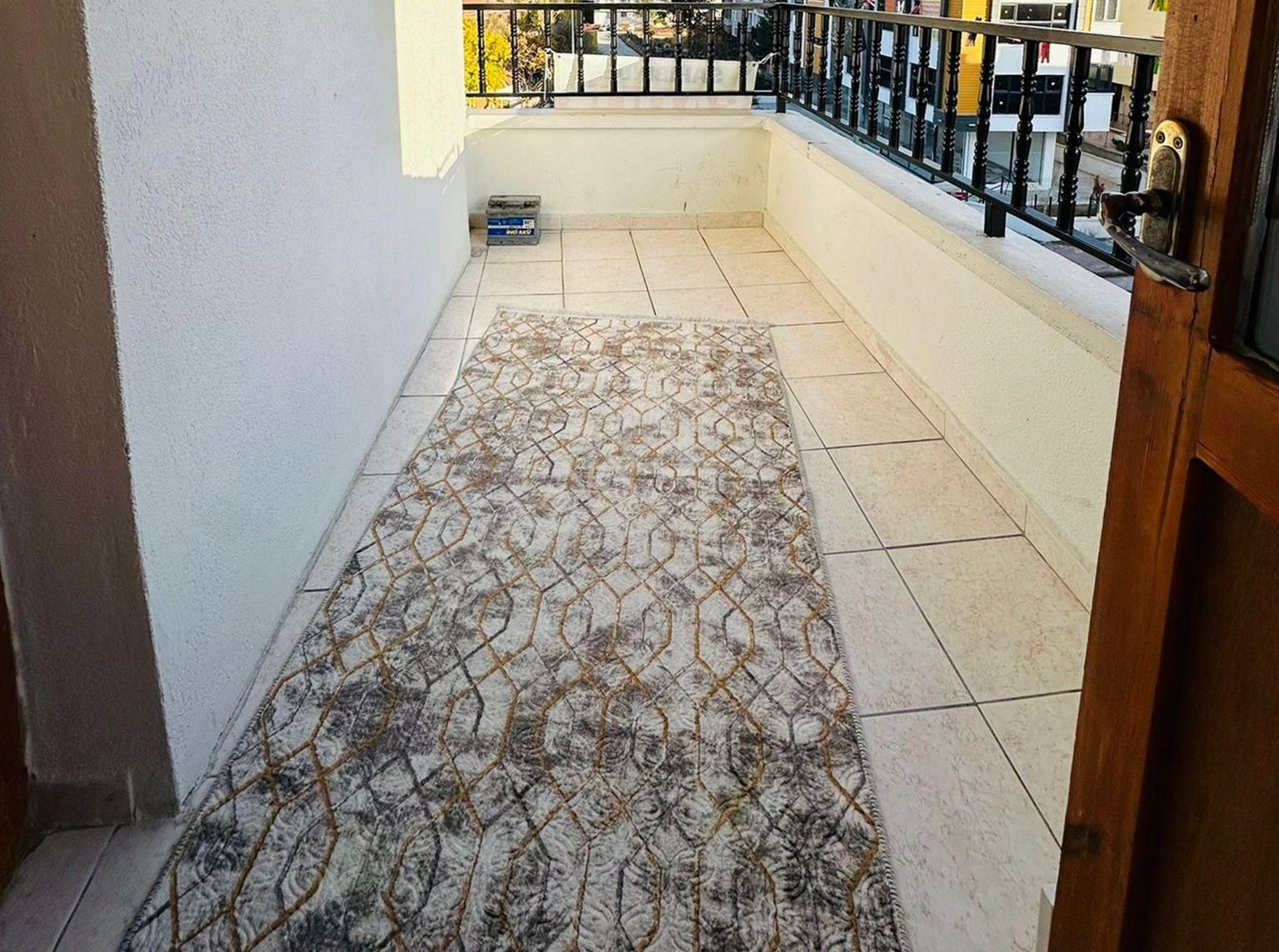 Karapürçek'te Cadde Üzerinde 3+1 Katta Satılık Daire !! - Görsel 21