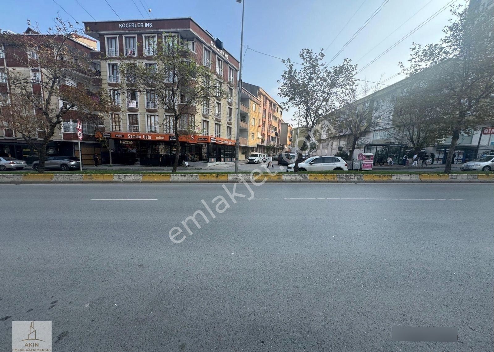 Esenyurt Yeşilkent Mah. Cadde Üzeri 2+1 Satılık Daire