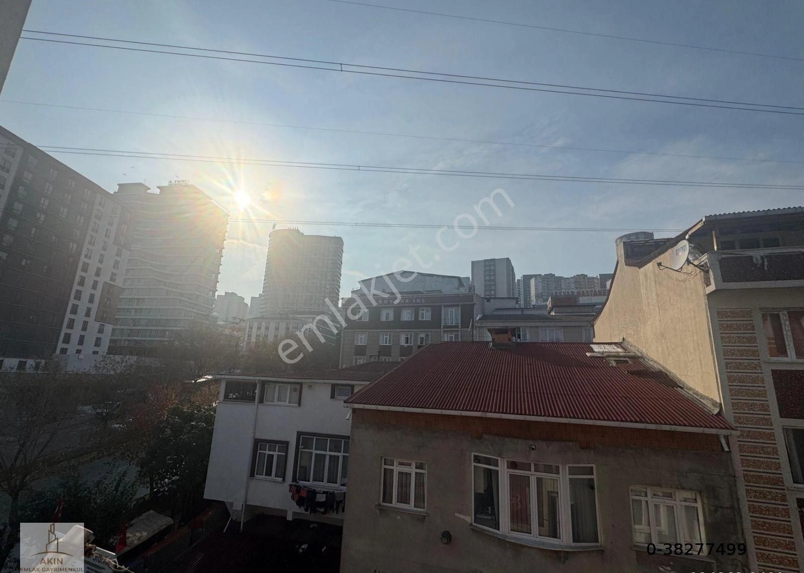 Esenyurt Yeşilkent Mah. Cadde Üzeri 2+1 Satılık Daire - Görsel 2