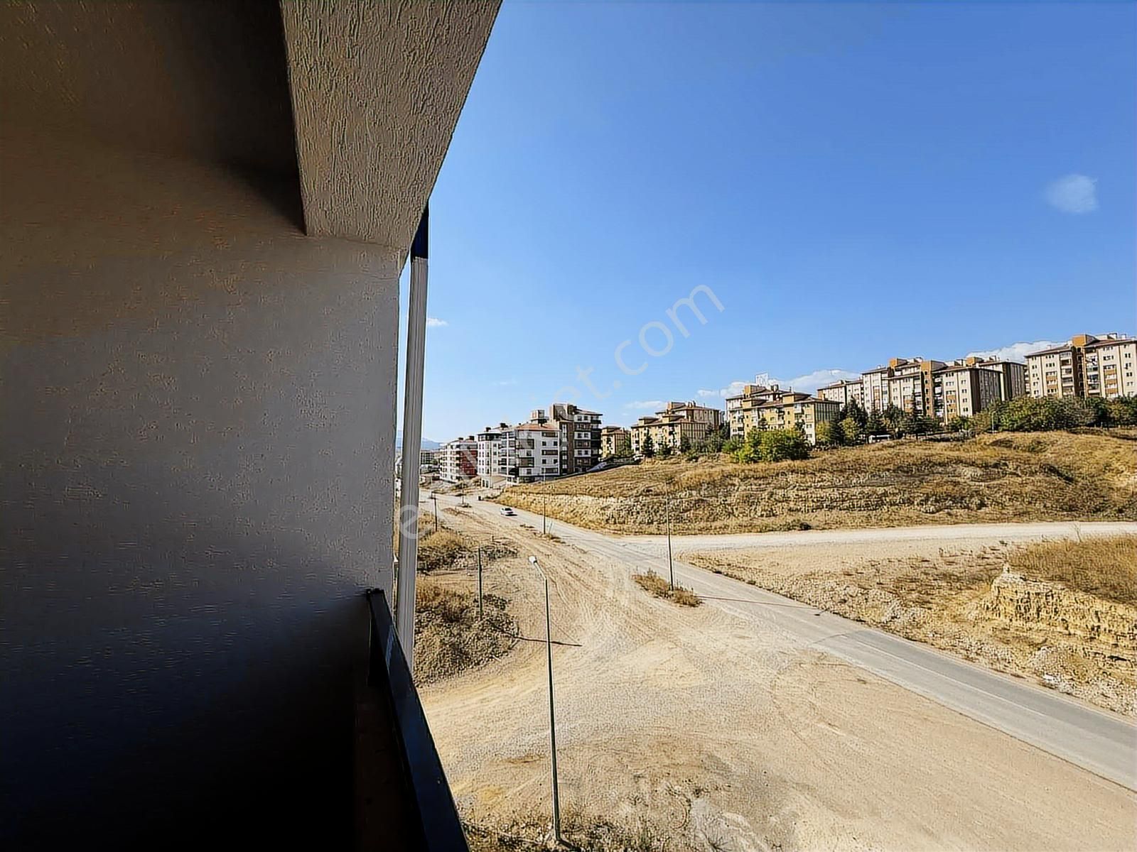 Sinan Emlaktan Anahtar Teslim Site İçinde Ara Kat Daire - Görsel 27