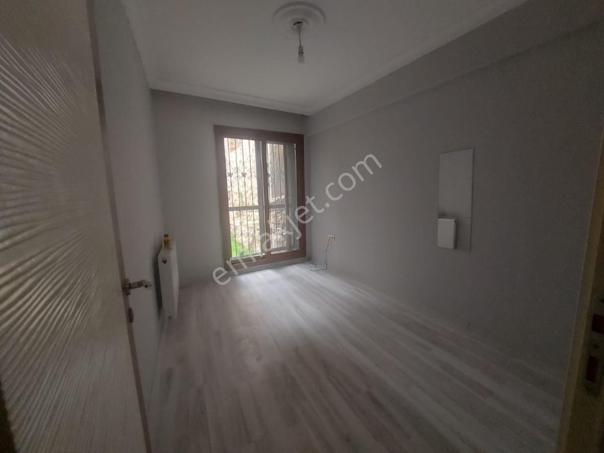 Kasaplar Meydana Yürüme Mesafesinde Bahçeli 2+1 Kiralık Daire - Görsel 14