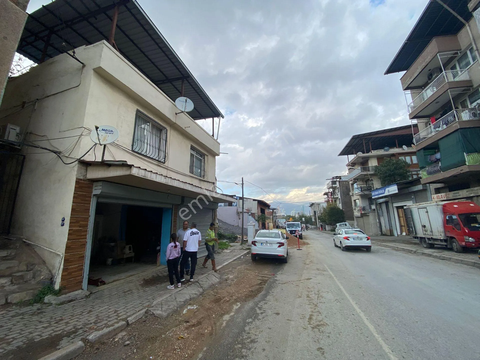 Acill Konak Boğaziçi Caddesi Üzerinde 2 Dükkan 1 Daireli Satılık Müstakil Ev - Görsel 4