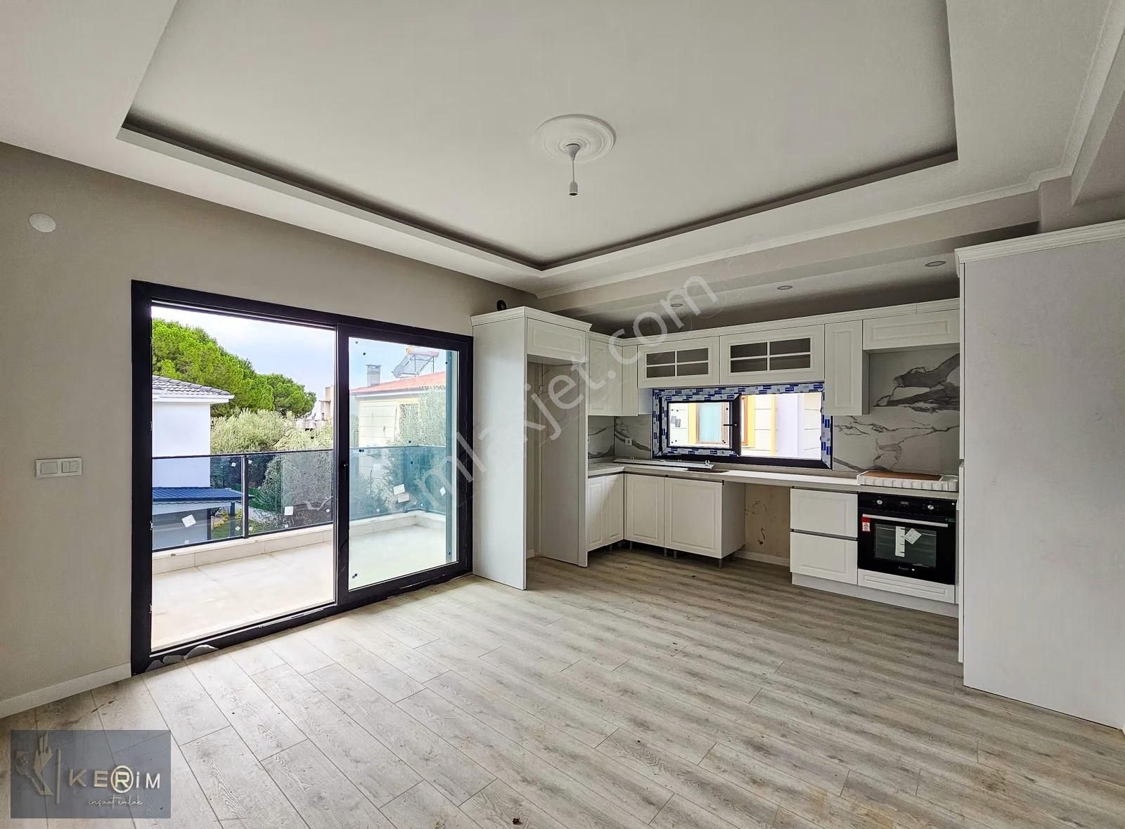 ✅ Kerim'den Küçükkuyu 2+1 Satılık Denize 300m. Sıfır Daire - Görsel 5
