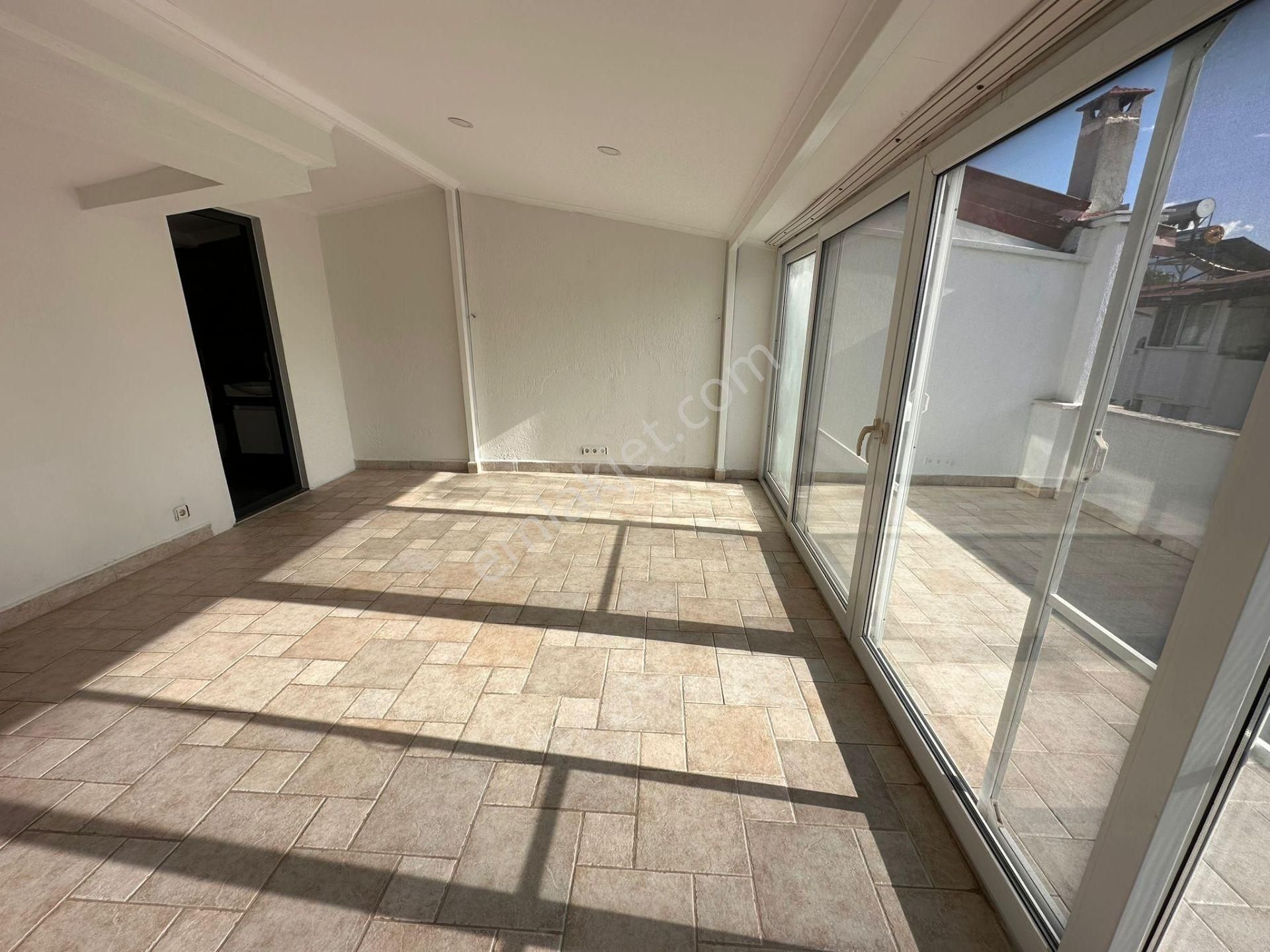 Stop’tan Foça 270m² Bahçe Kulanım Alanlı 3+1 İkiz Villa - Görsel 19