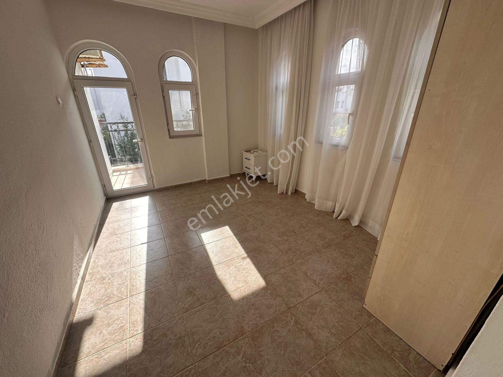 Stop’tan Foça 270m² Bahçe Kulanım Alanlı 3+1 İkiz Villa - Görsel 24