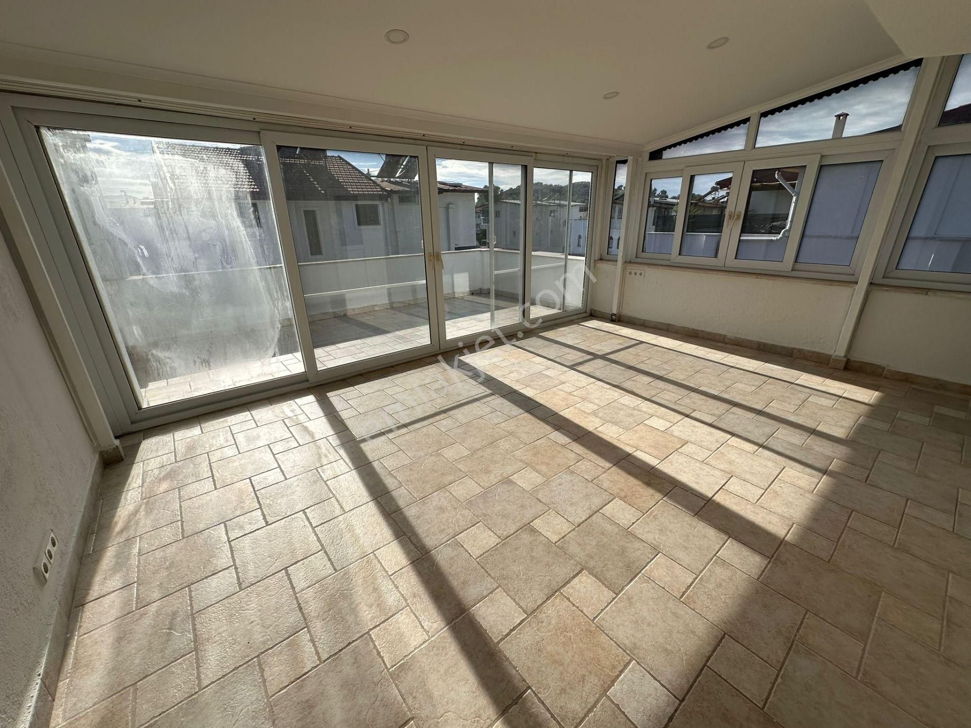 Stop’tan Foça 270m² Bahçe Kulanım Alanlı 3+1 İkiz Villa - Görsel 16