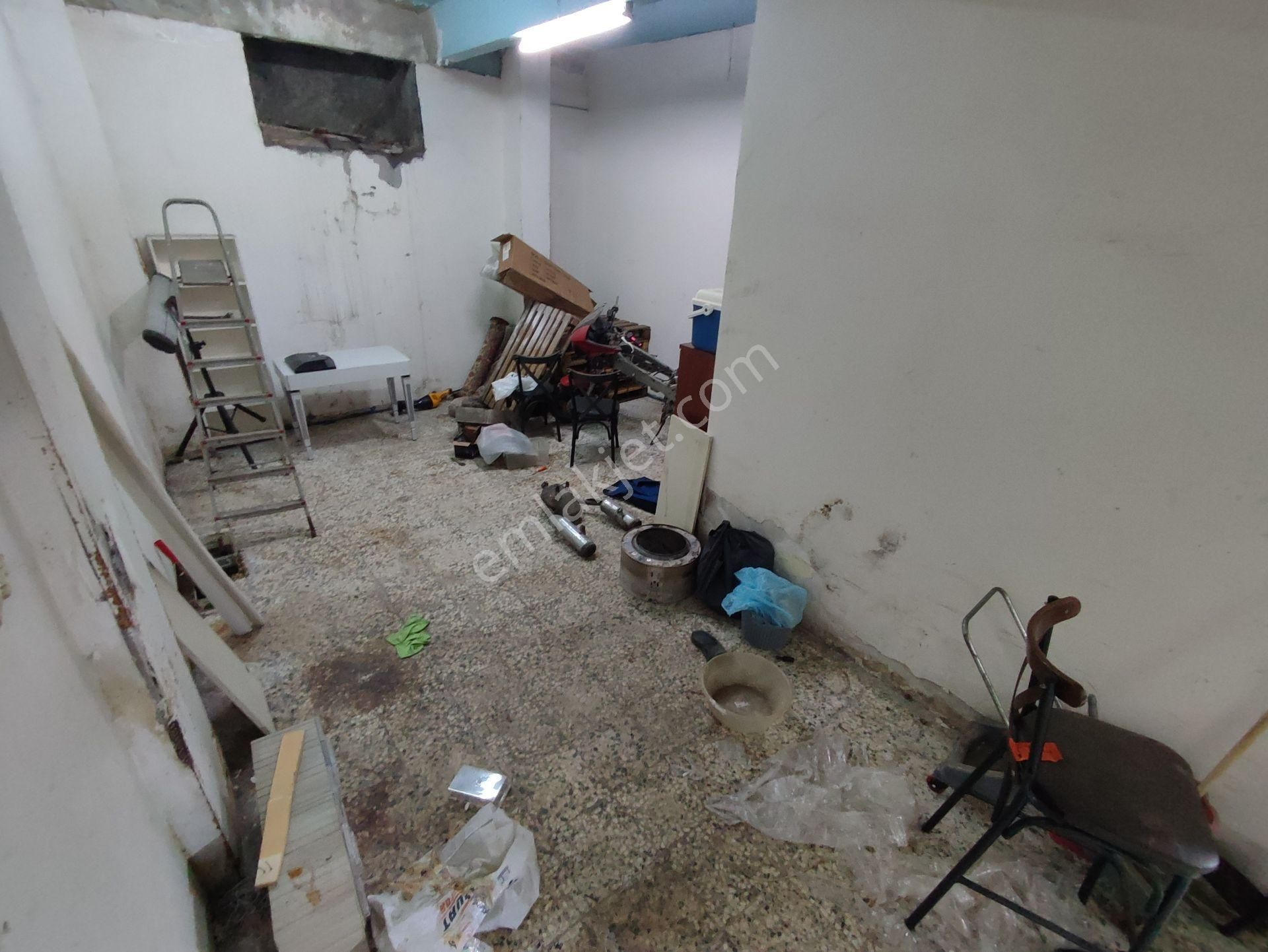 Fatih Seyyidömer Kocamustafapaşa'da 170 M2 Net Depolu Dükkan - Görsel 5