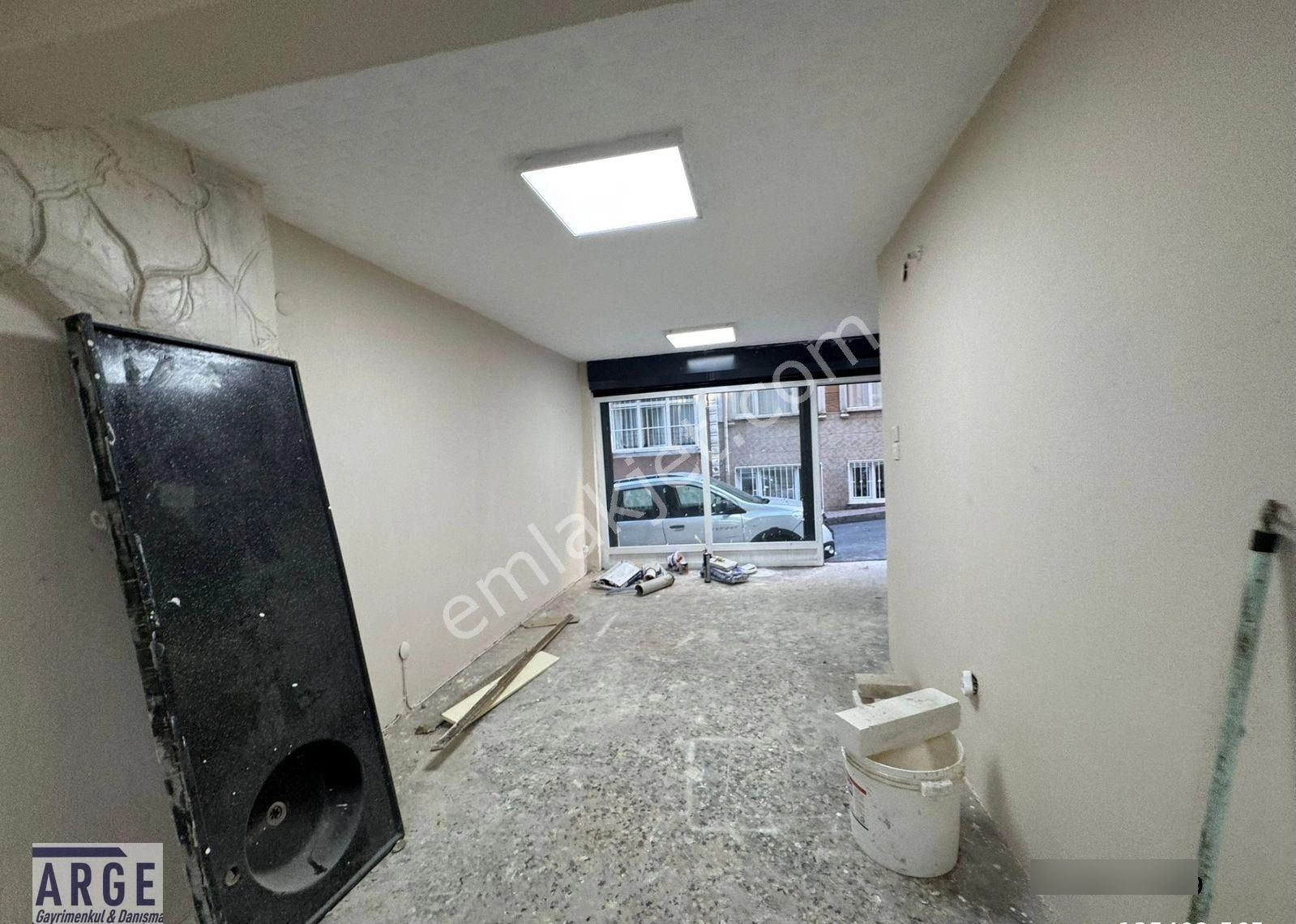 Fatih Düz Giriş Elektronik Kepenkli Kiralık Dükkan - Görsel 2