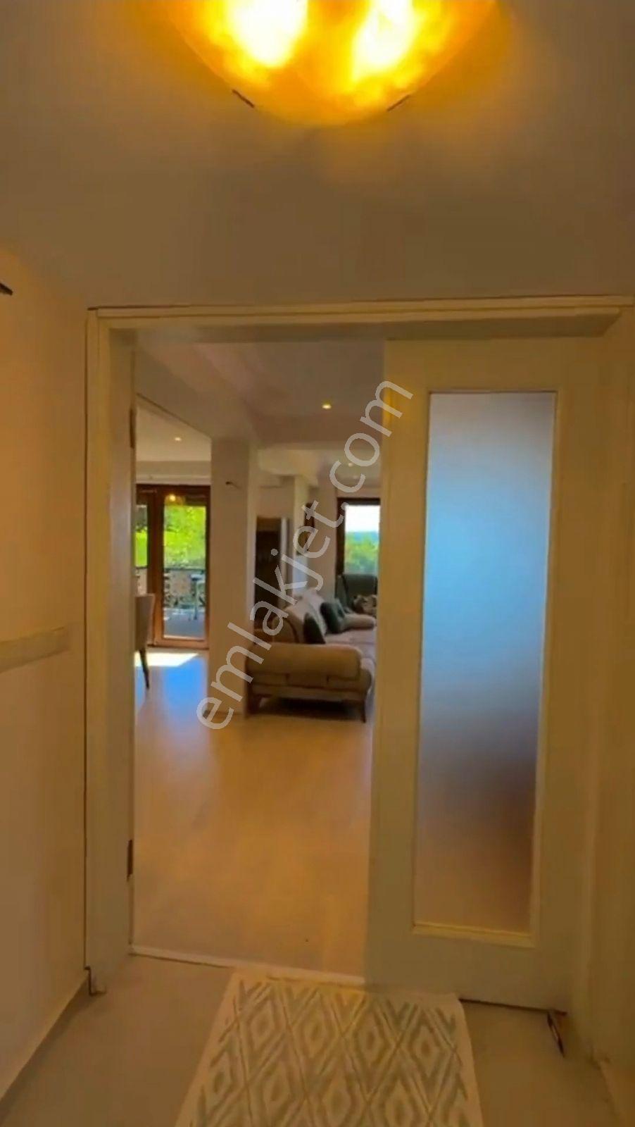 Şükran Gayrimenkul'den Satılık Sapancada Göl Manzaralı Lüks İkiz Villa - Görsel 15