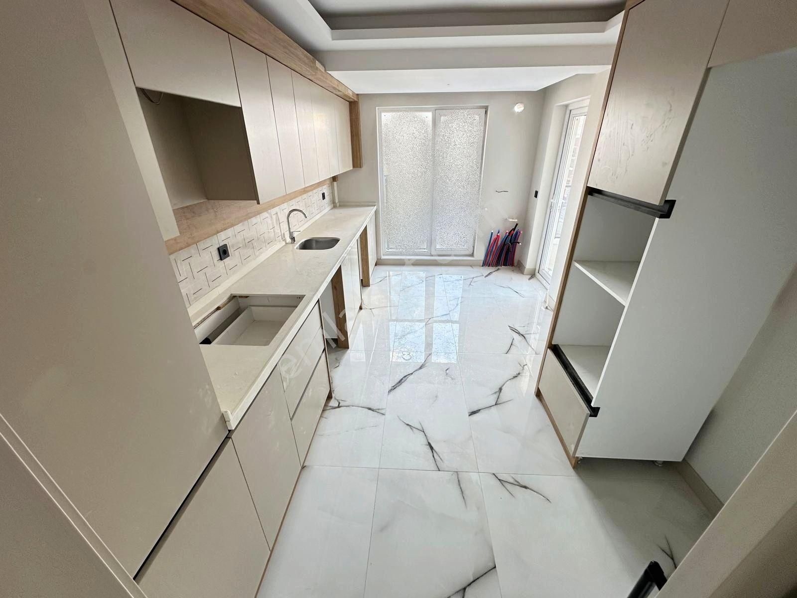 Fevzi Çakmak Mh.de 3+1 Merkezi Konumda Lüx Yapılı Satılık Daire - Görsel 5